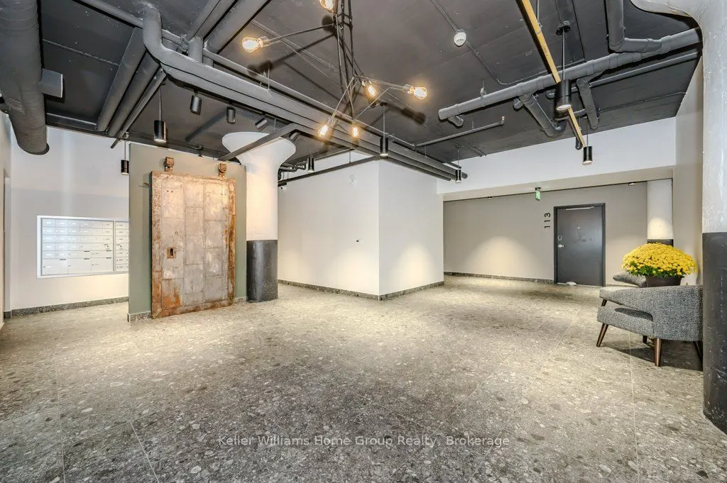 120 Huron Street #304