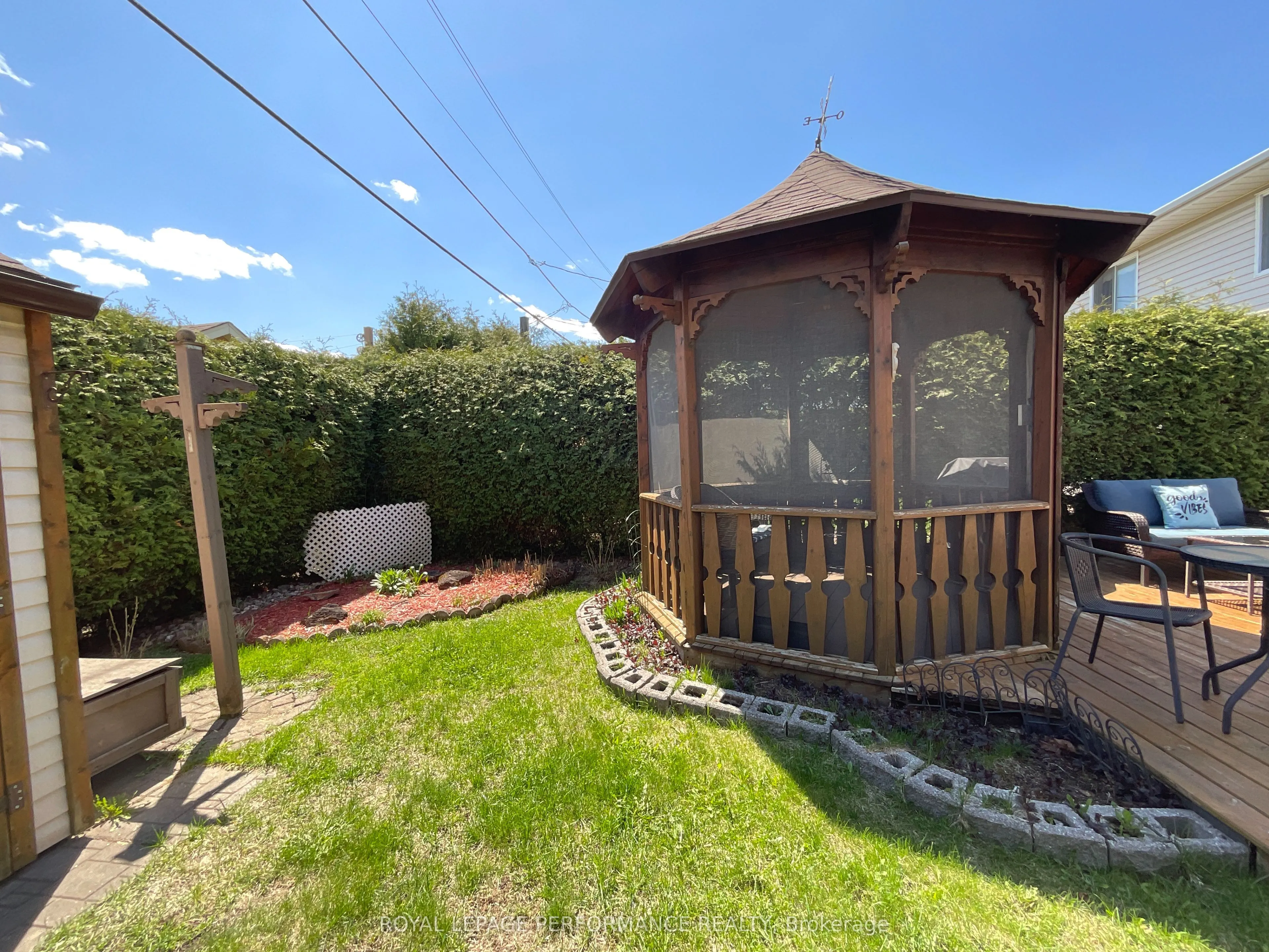 443 Tupper Street