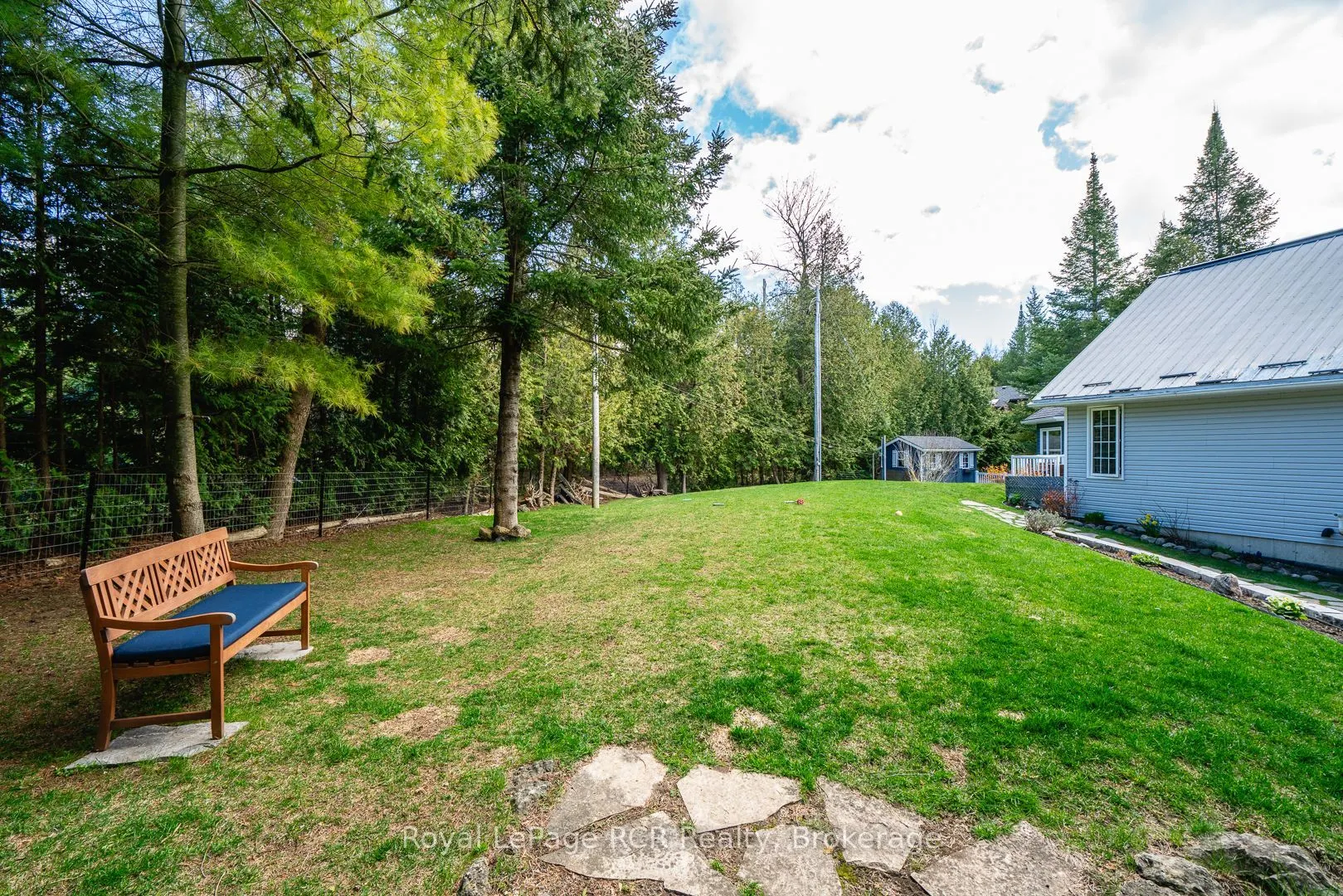 502183 Grey Road 1 Road