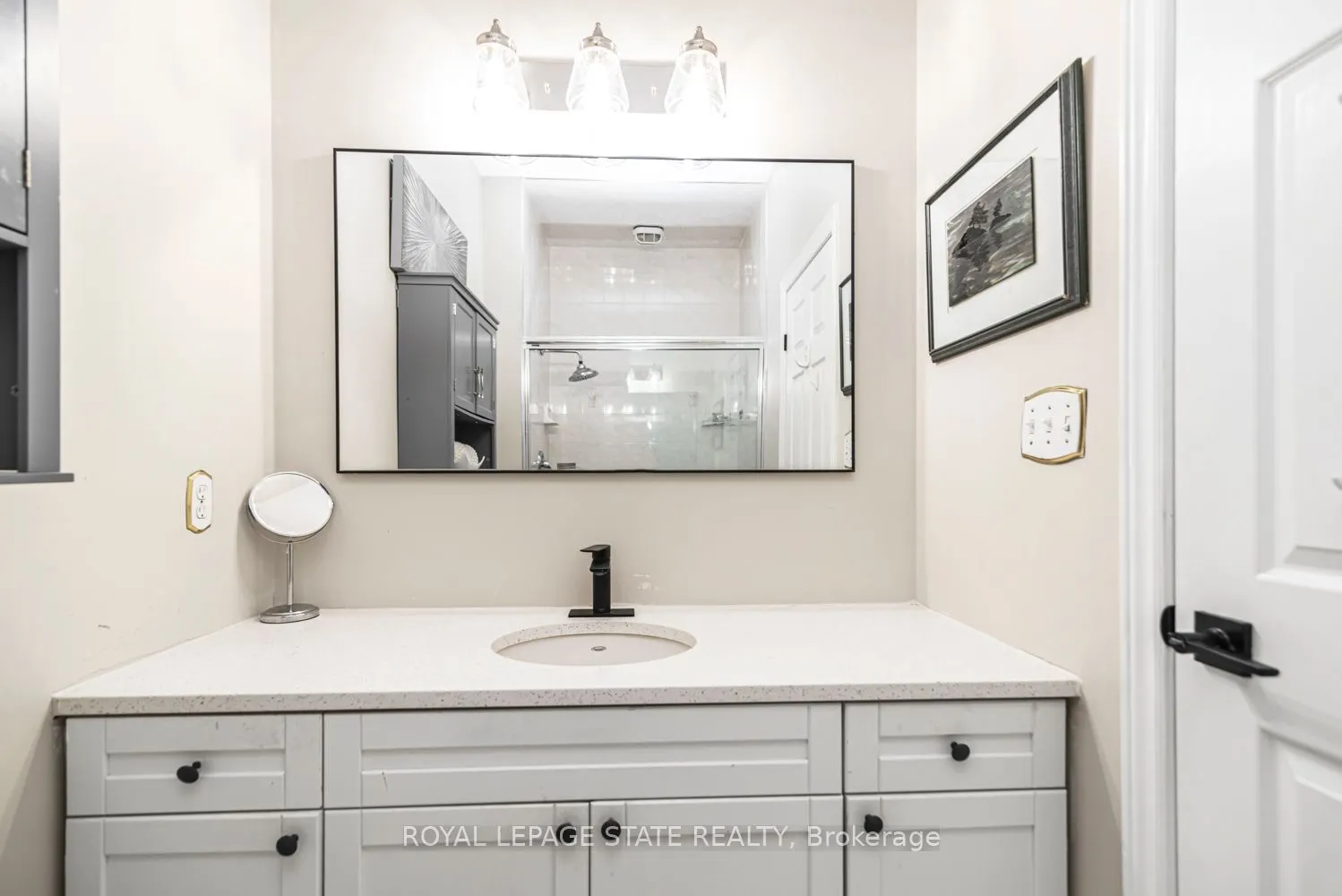 262 Dundas Street E #311