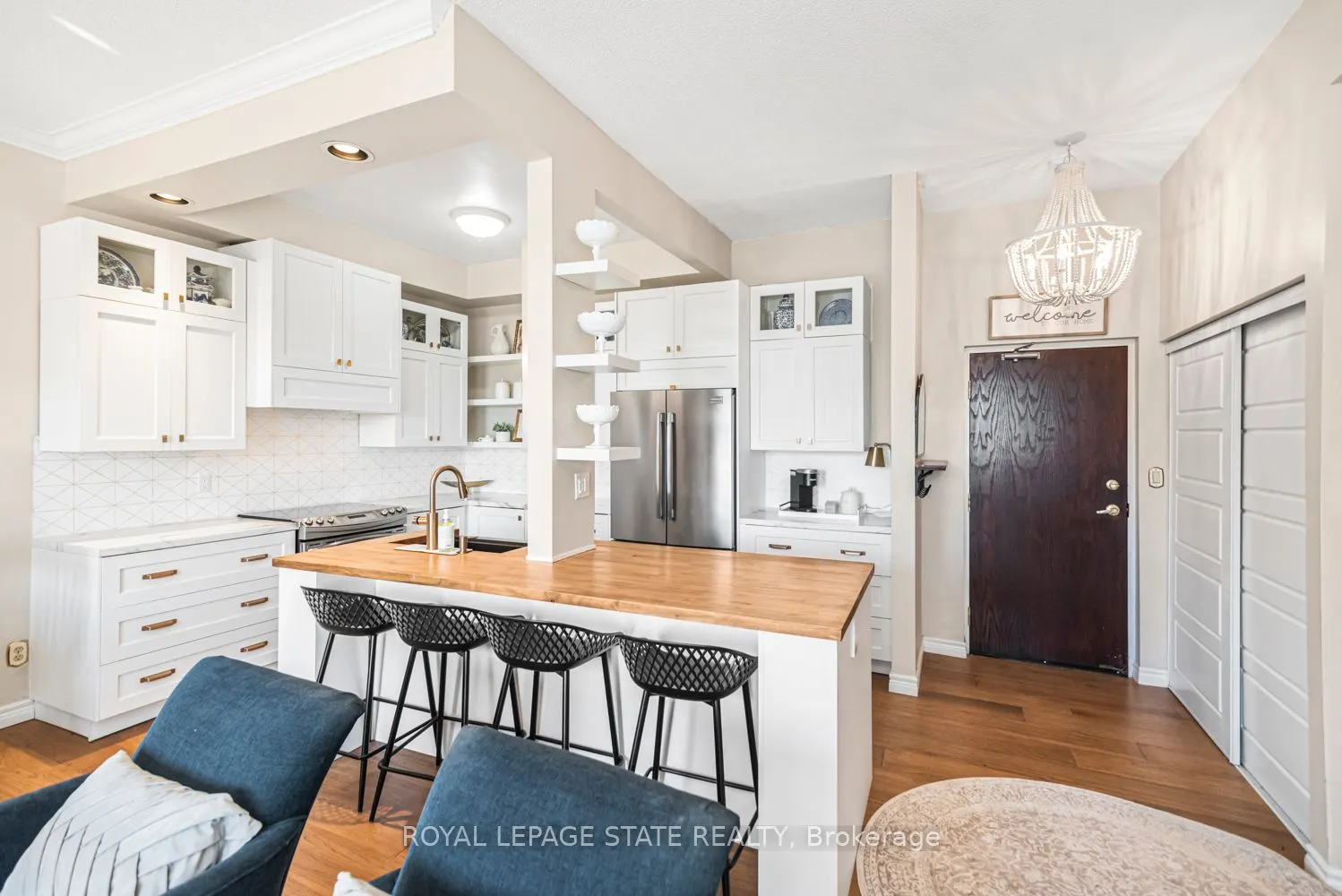 262 Dundas Street E #311