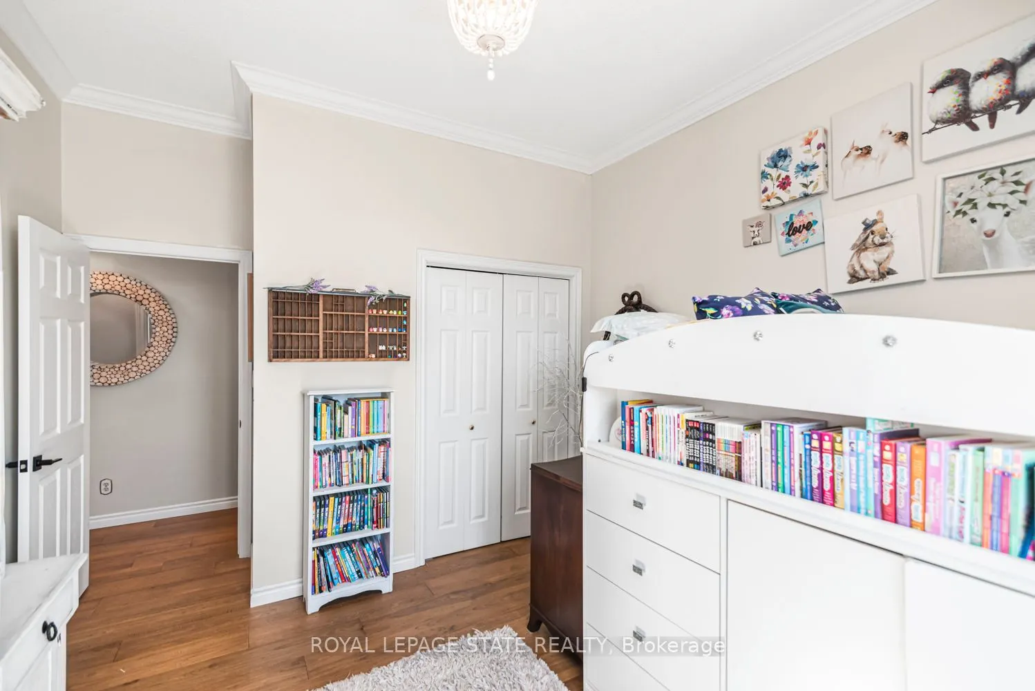 262 Dundas Street E #311