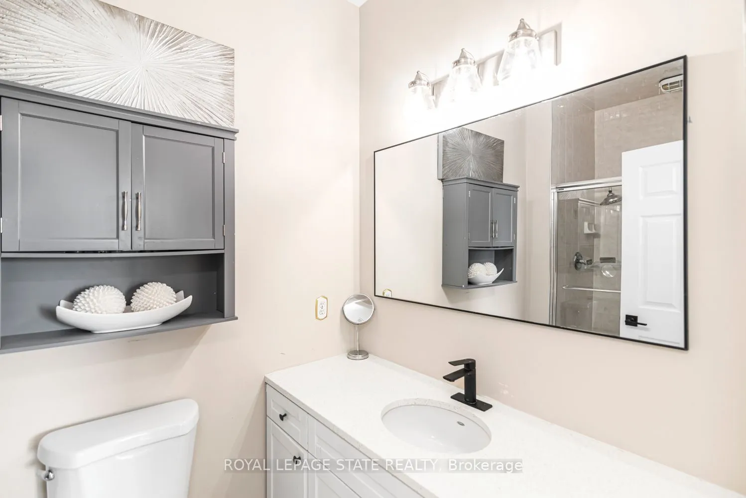 262 Dundas Street E #311