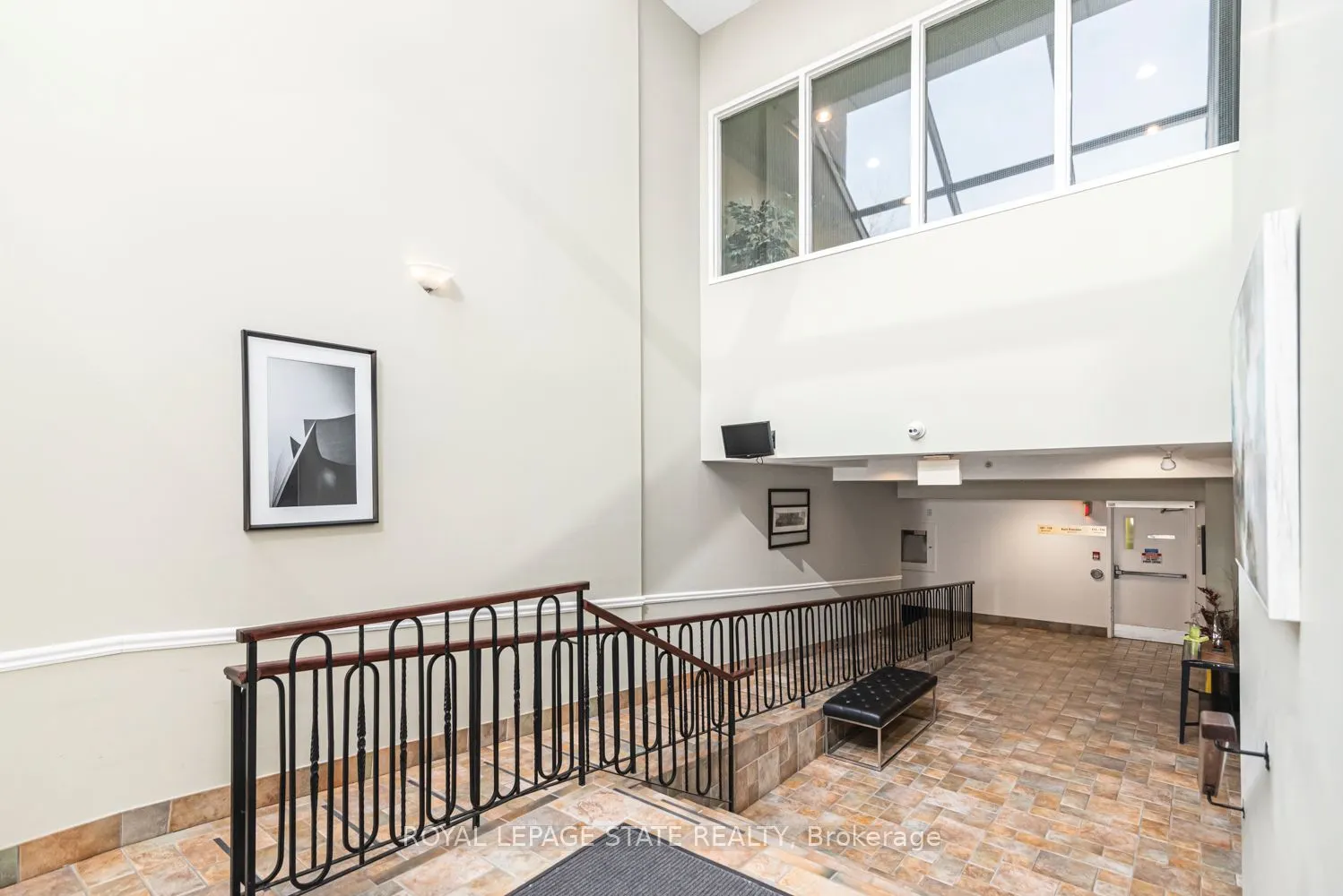 262 Dundas Street E #311