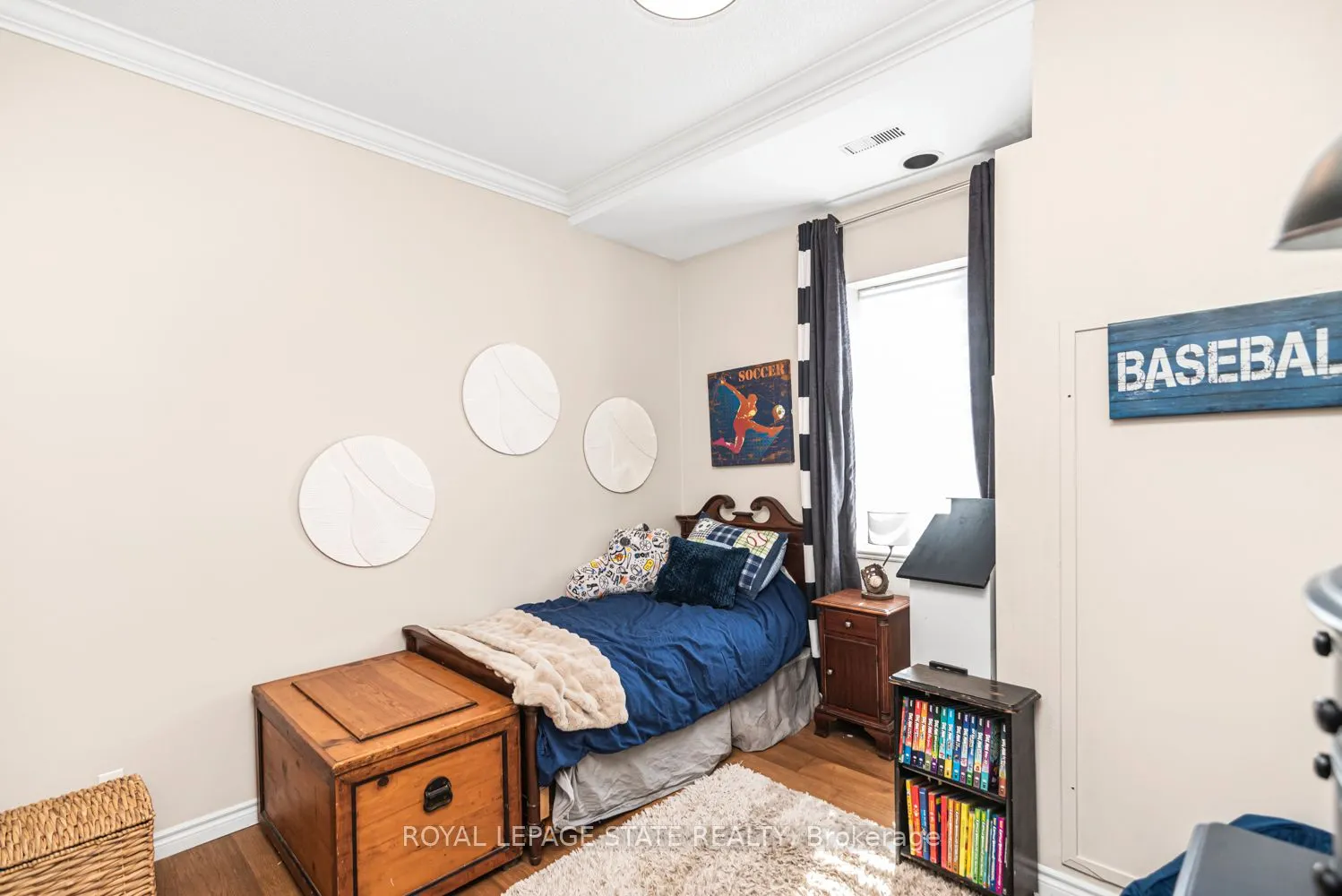 262 Dundas Street E #311