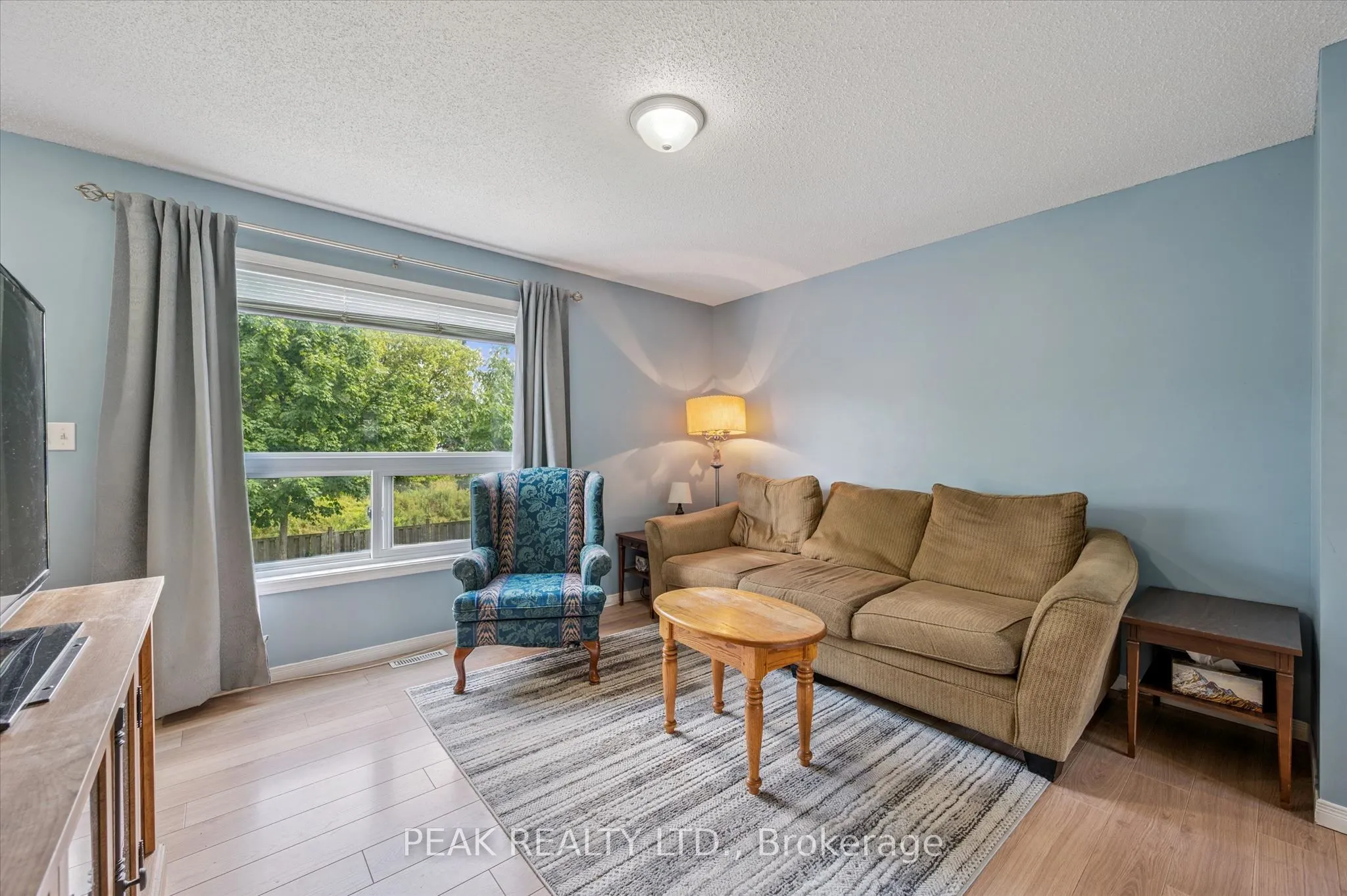 23 Howe Drive #8