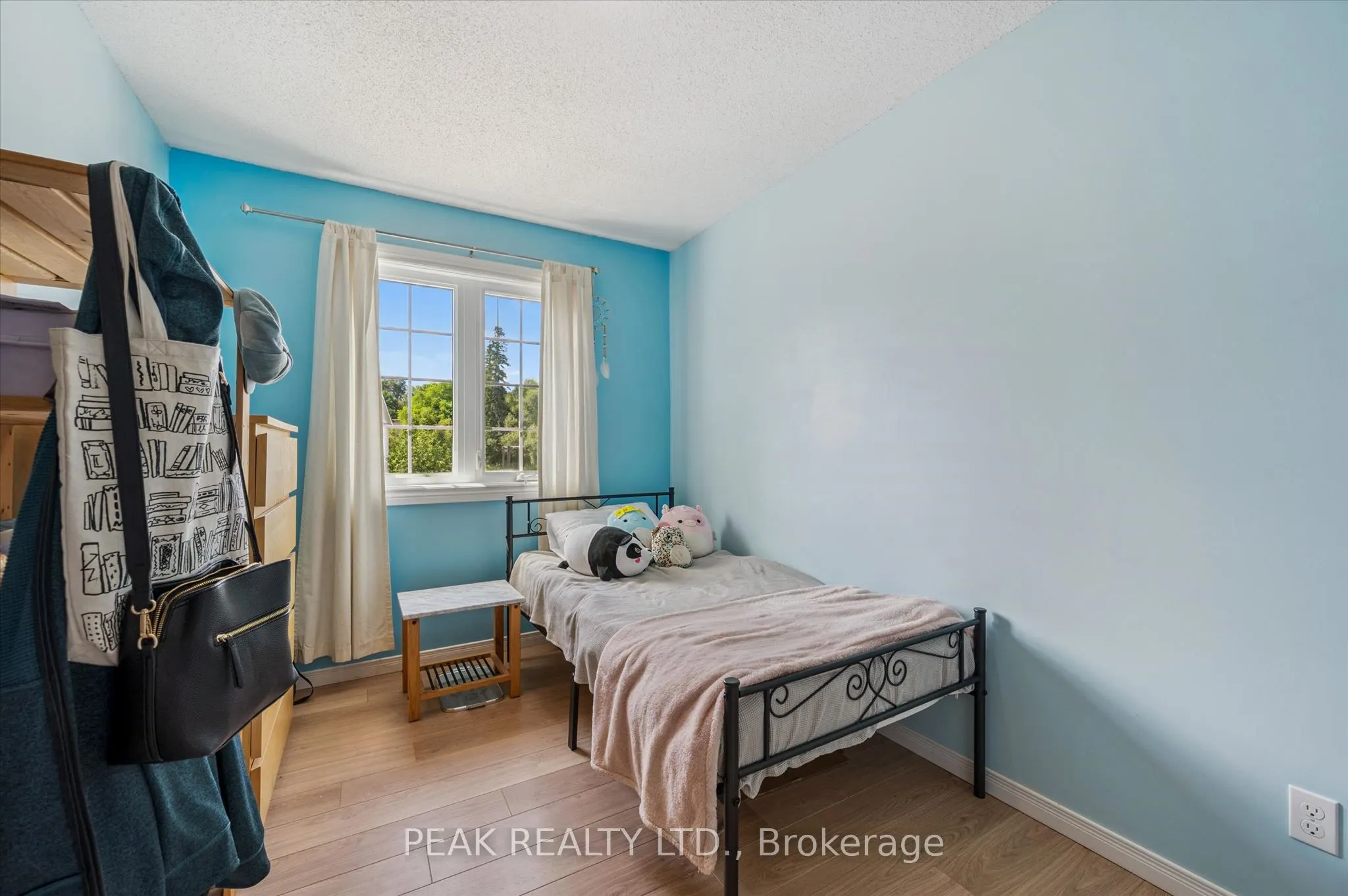 23 Howe Drive #8