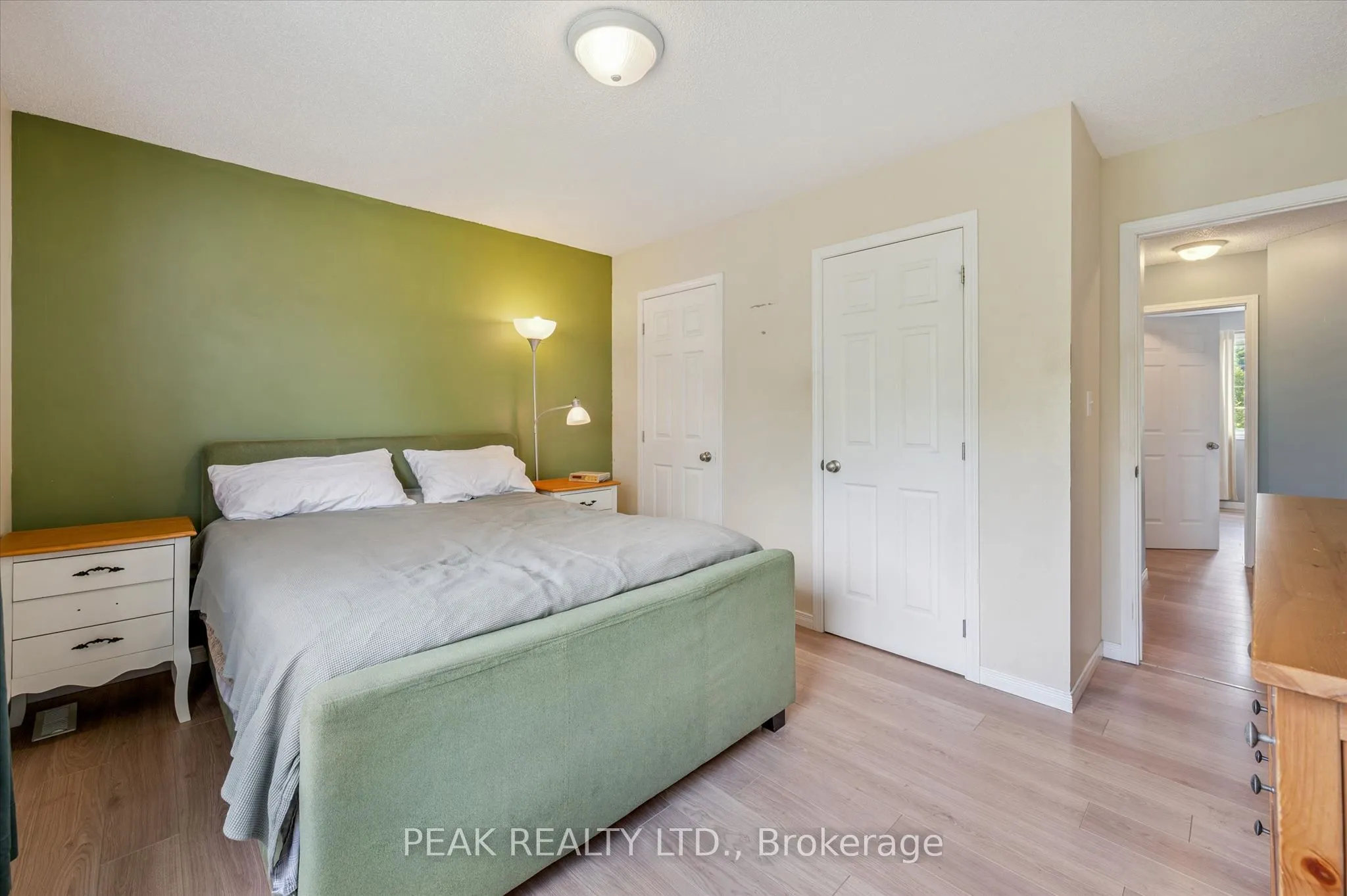 23 Howe Drive #8