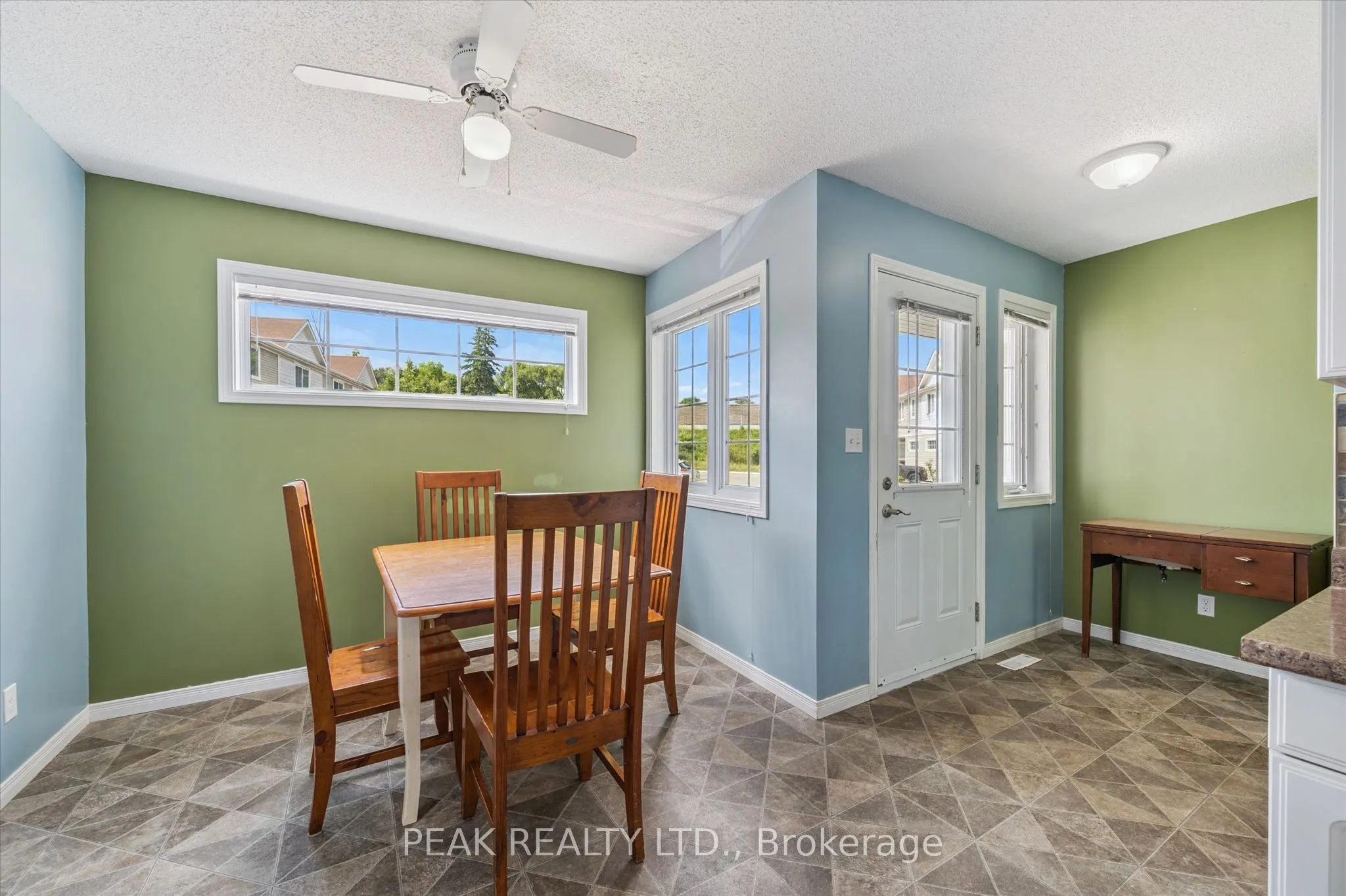 23 Howe Drive #8