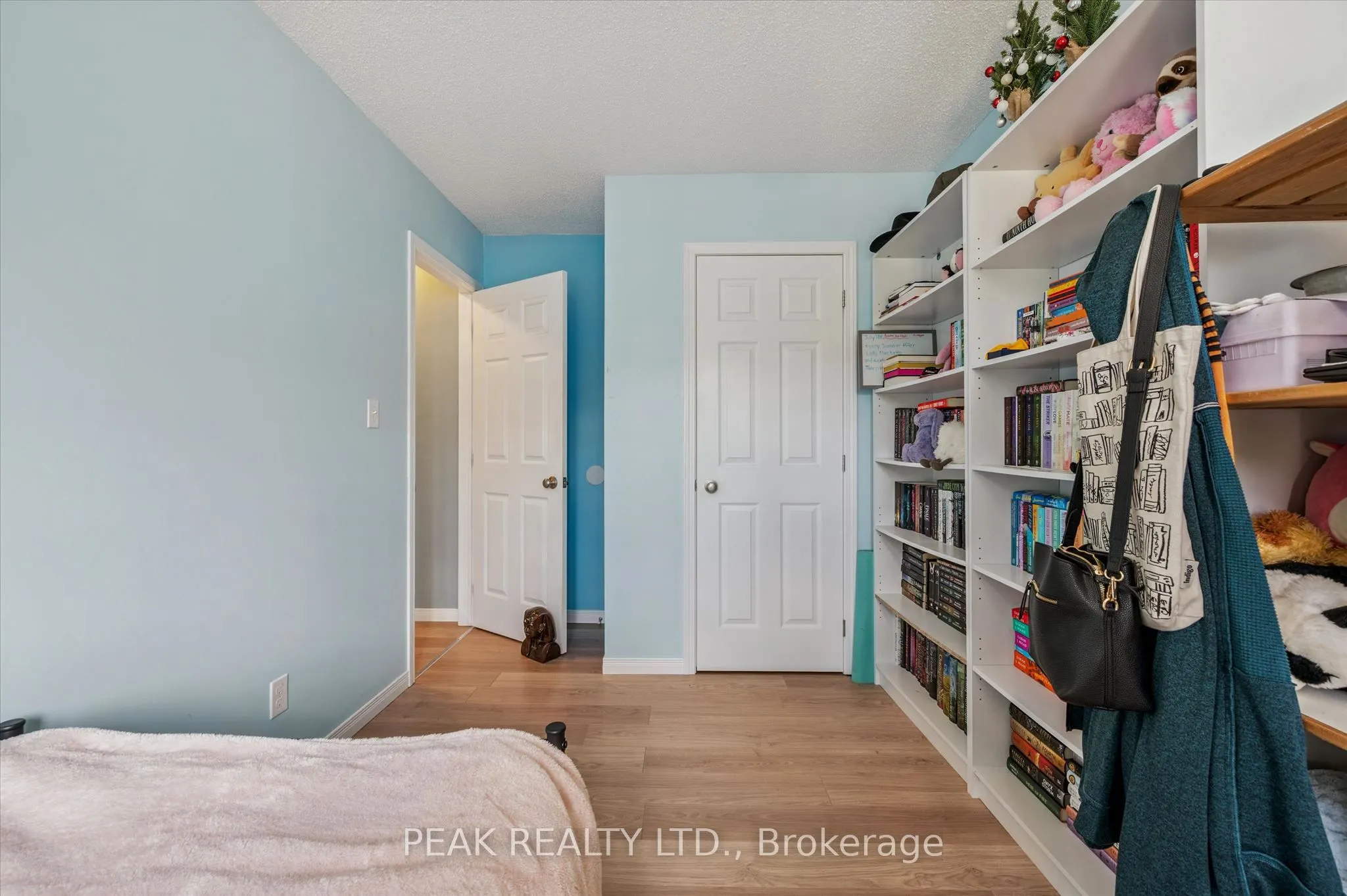 23 Howe Drive #8