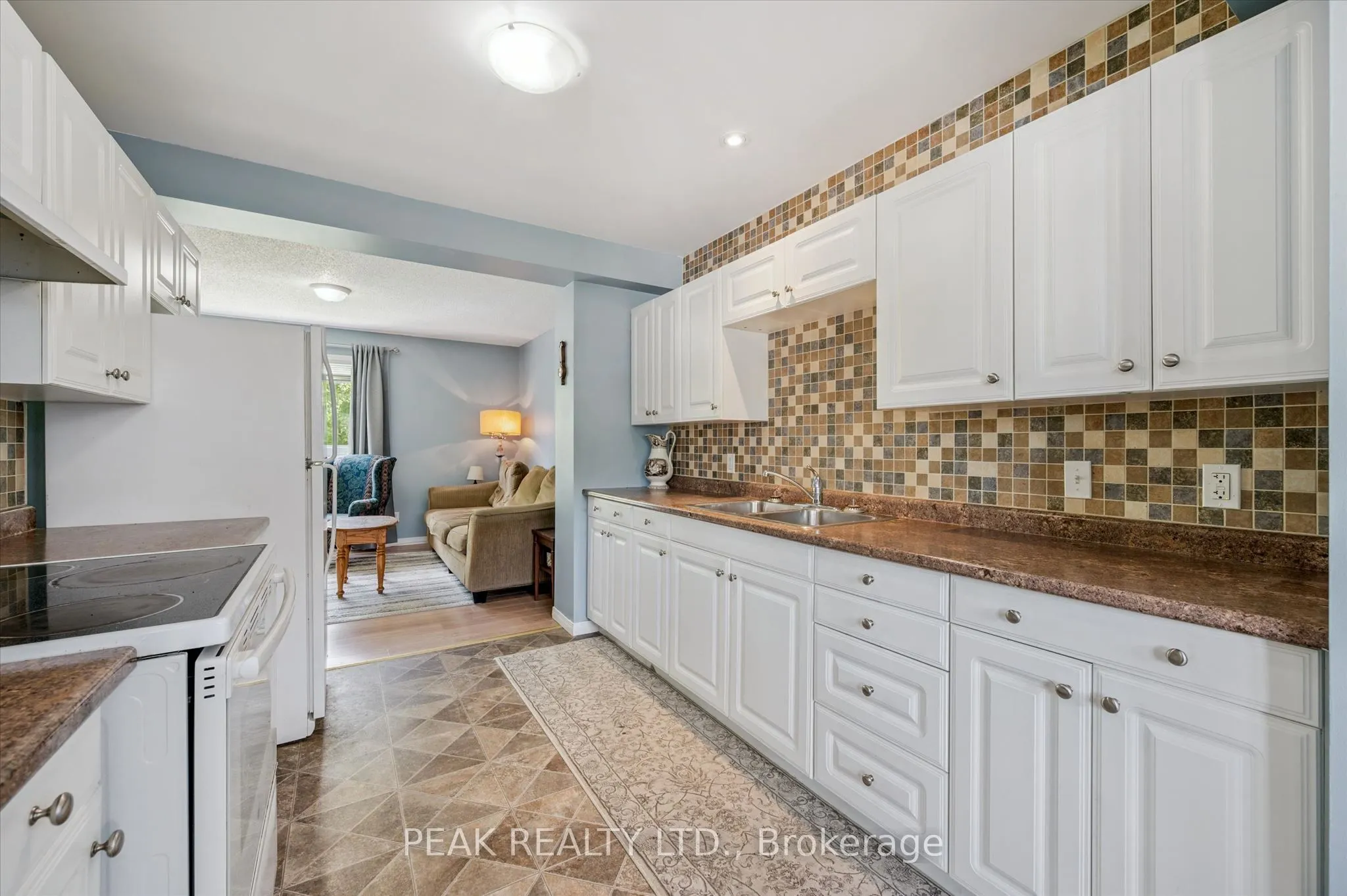 23 Howe Drive #8