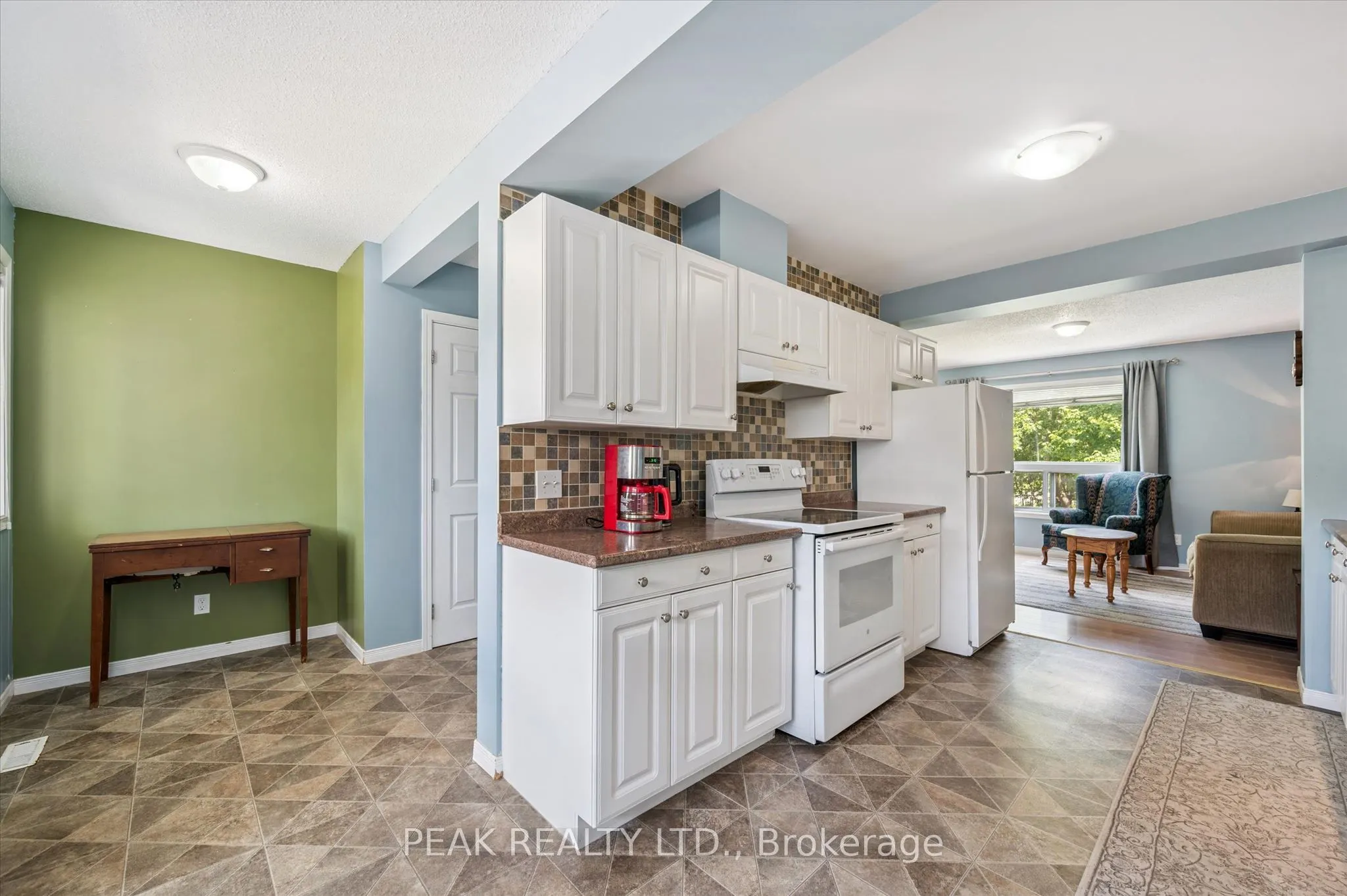 23 Howe Drive #8