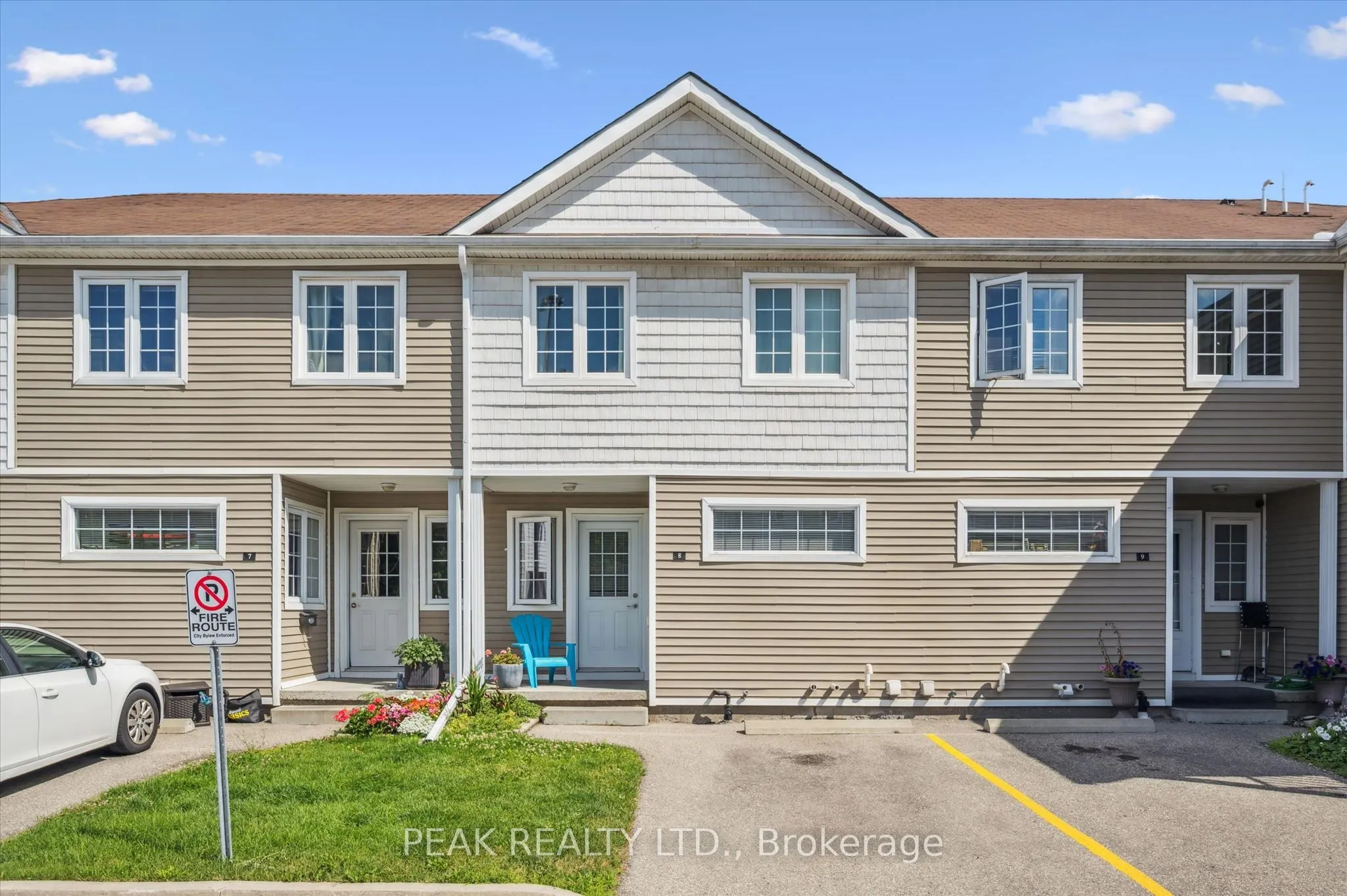 23 Howe Drive #8