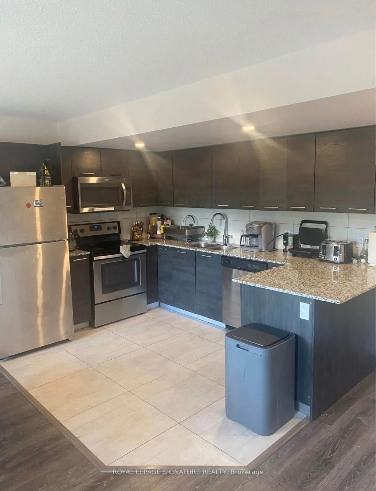 288 Albert Street #216