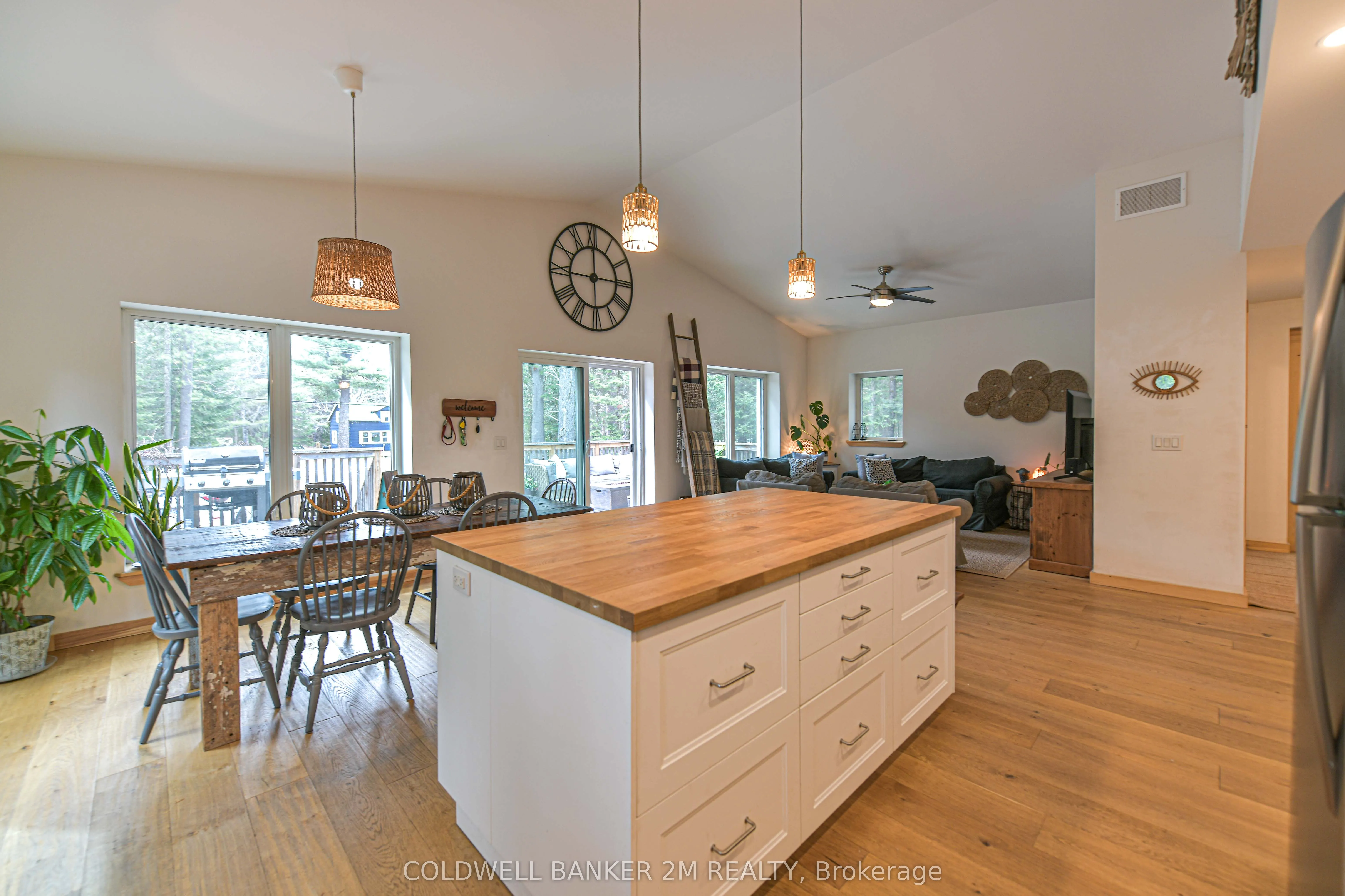 2776 Muskoka Rd. 117 Road S
