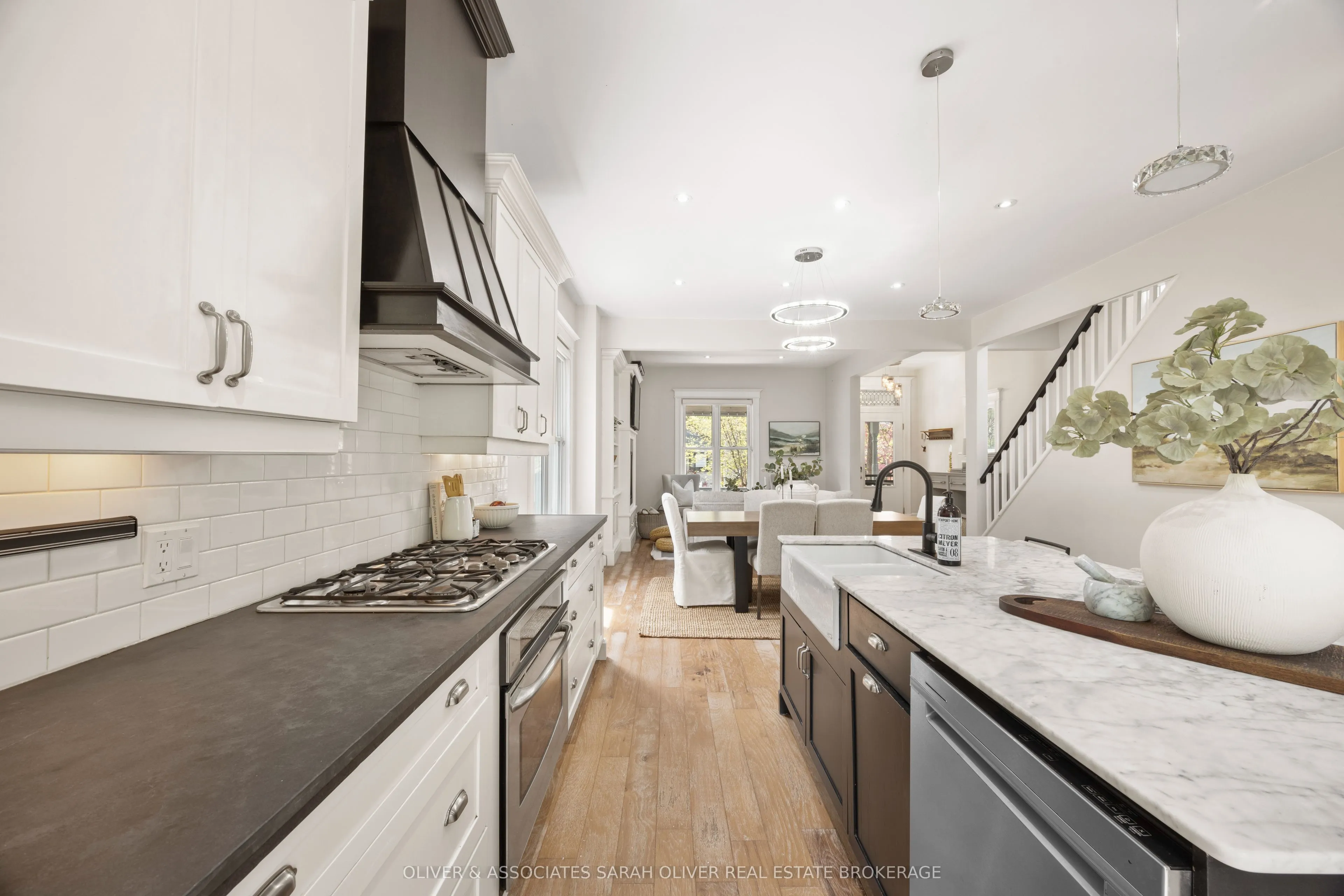 28 Renwick Avenue