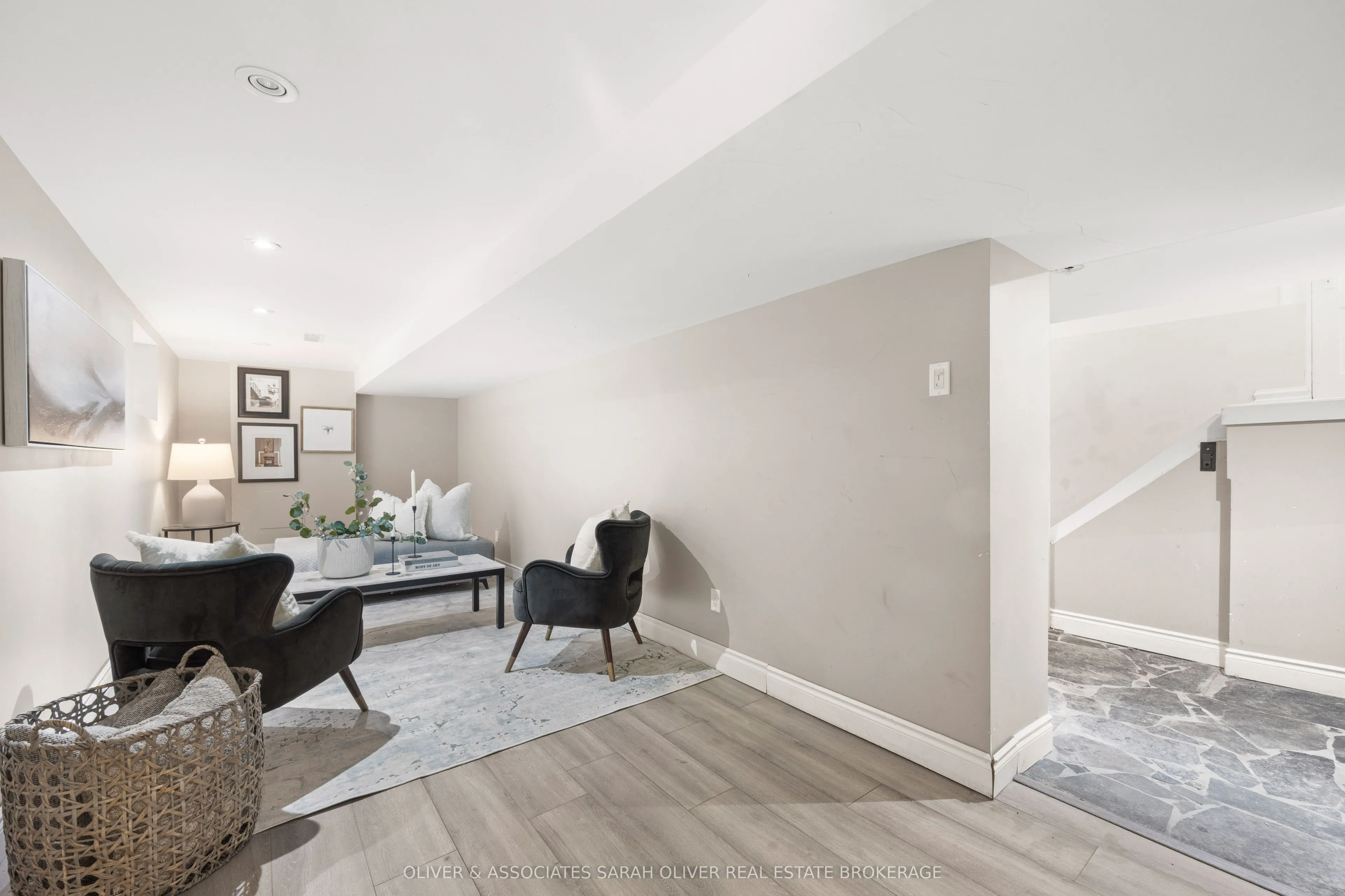 28 Renwick Avenue