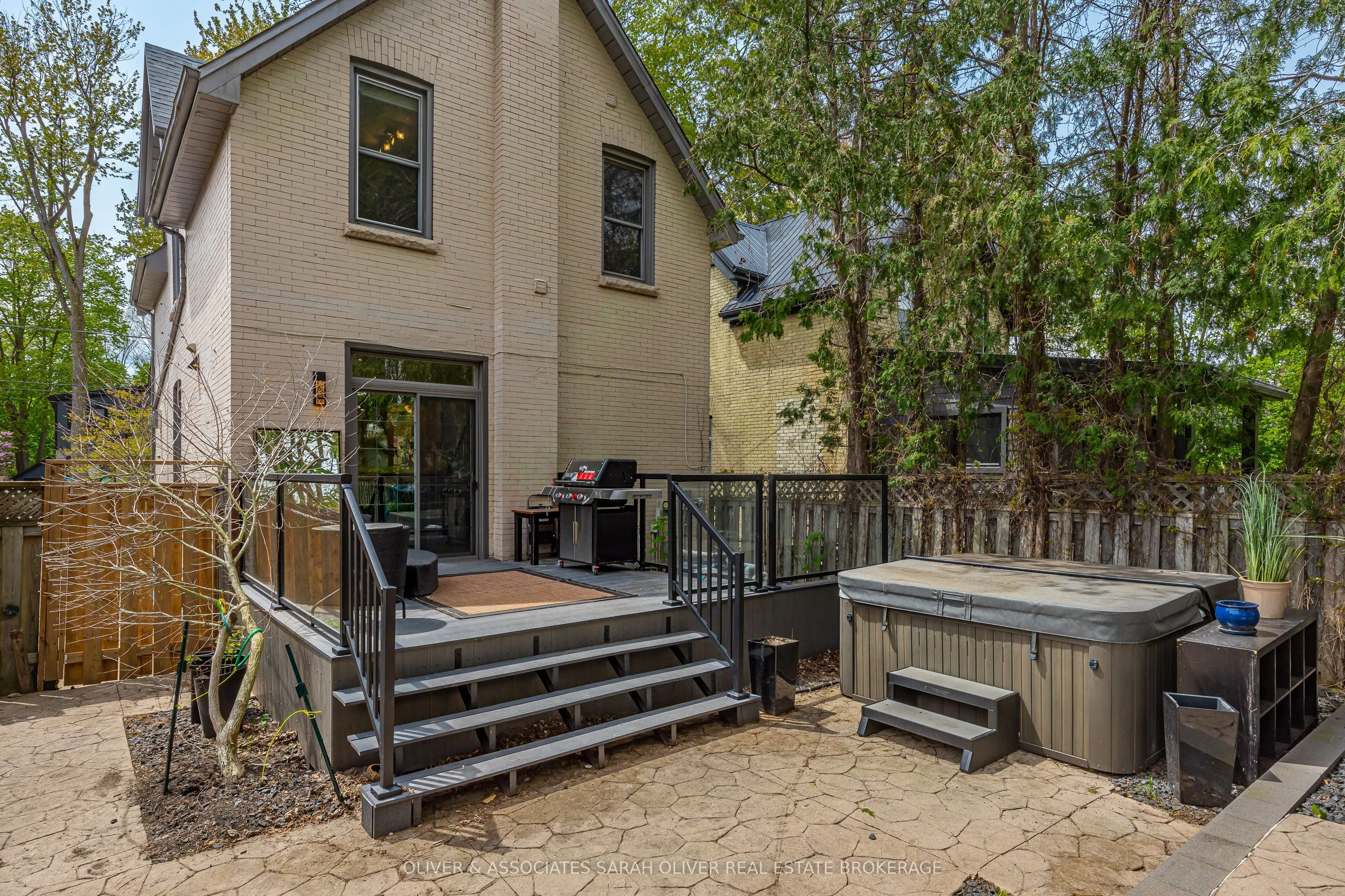 28 Renwick Avenue