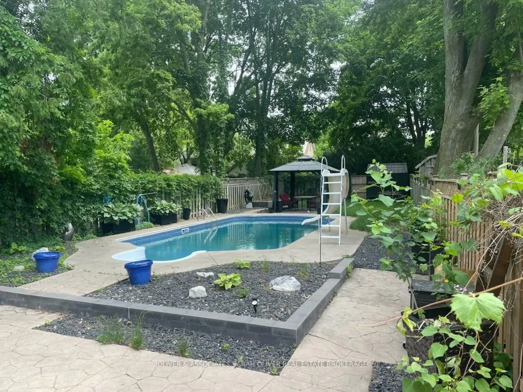 28 Renwick Avenue