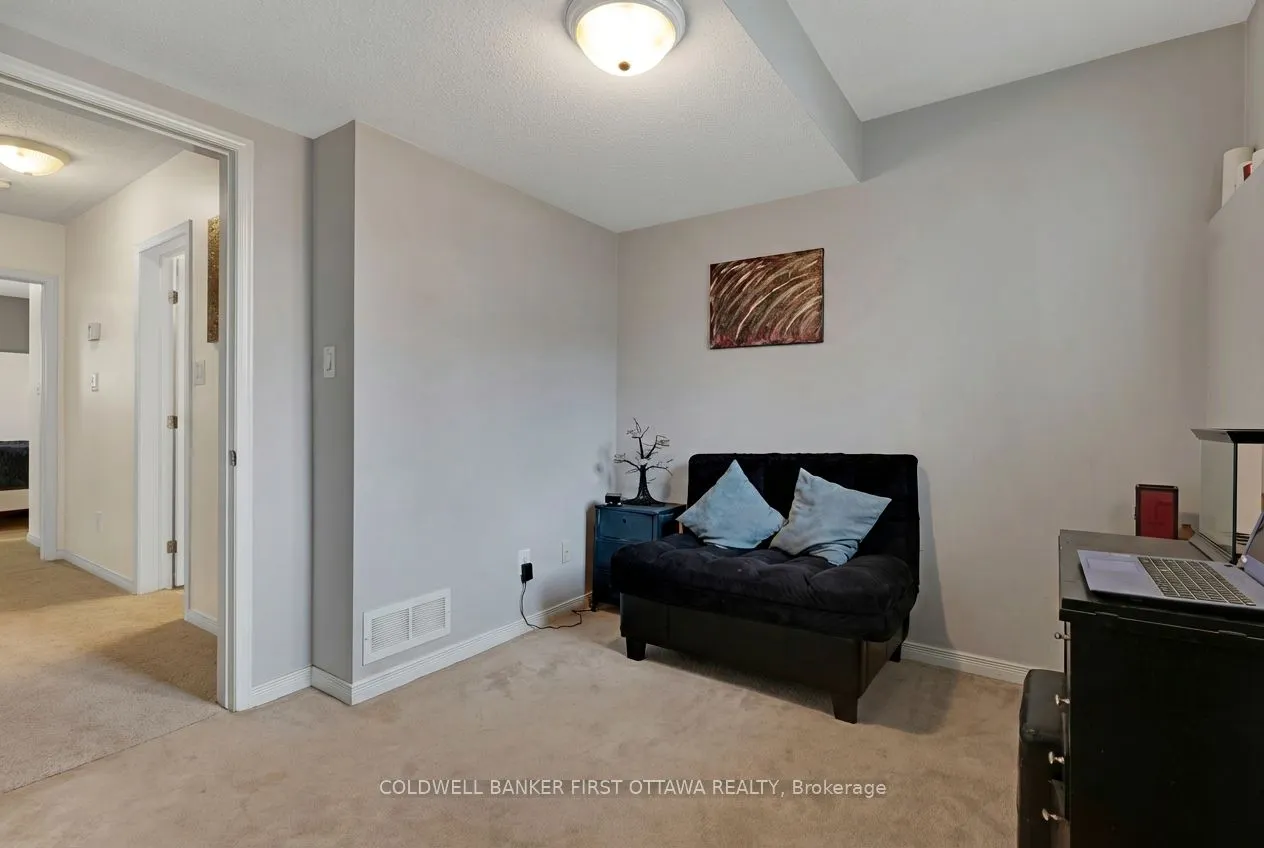 150 Urbancrest Private #182