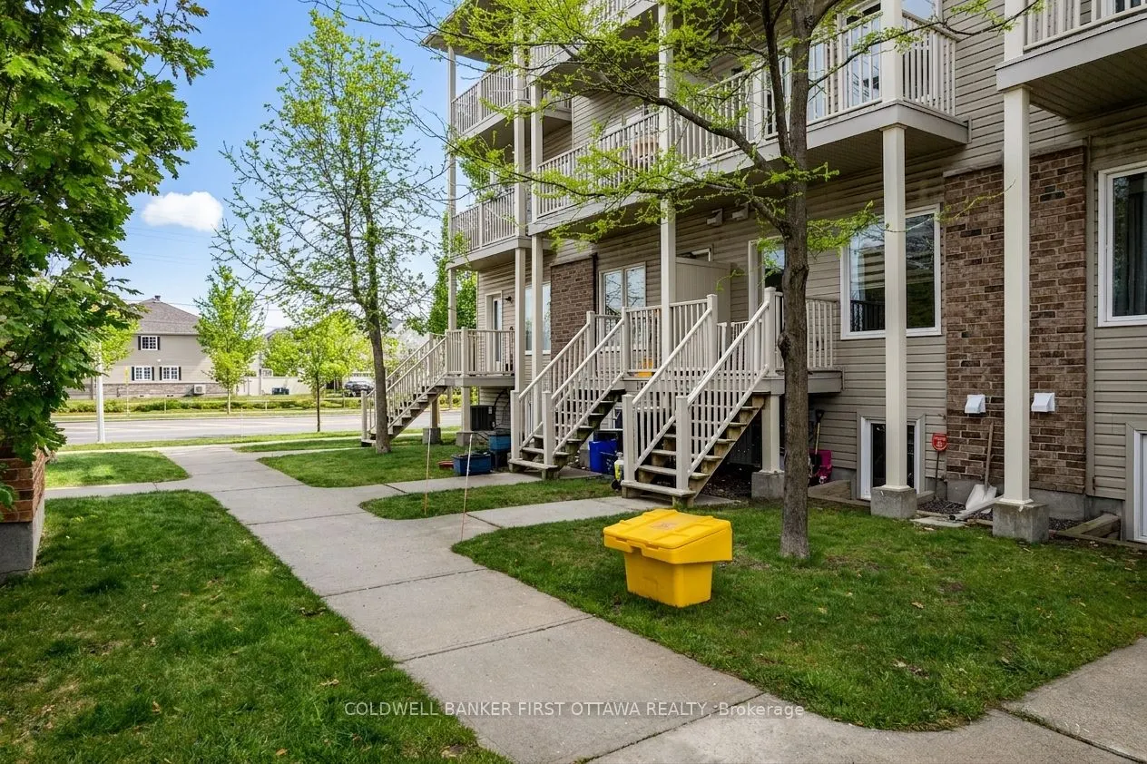 150 Urbancrest Private #182
