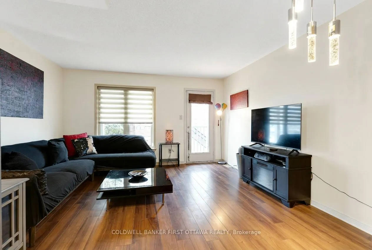150 Urbancrest Private #182