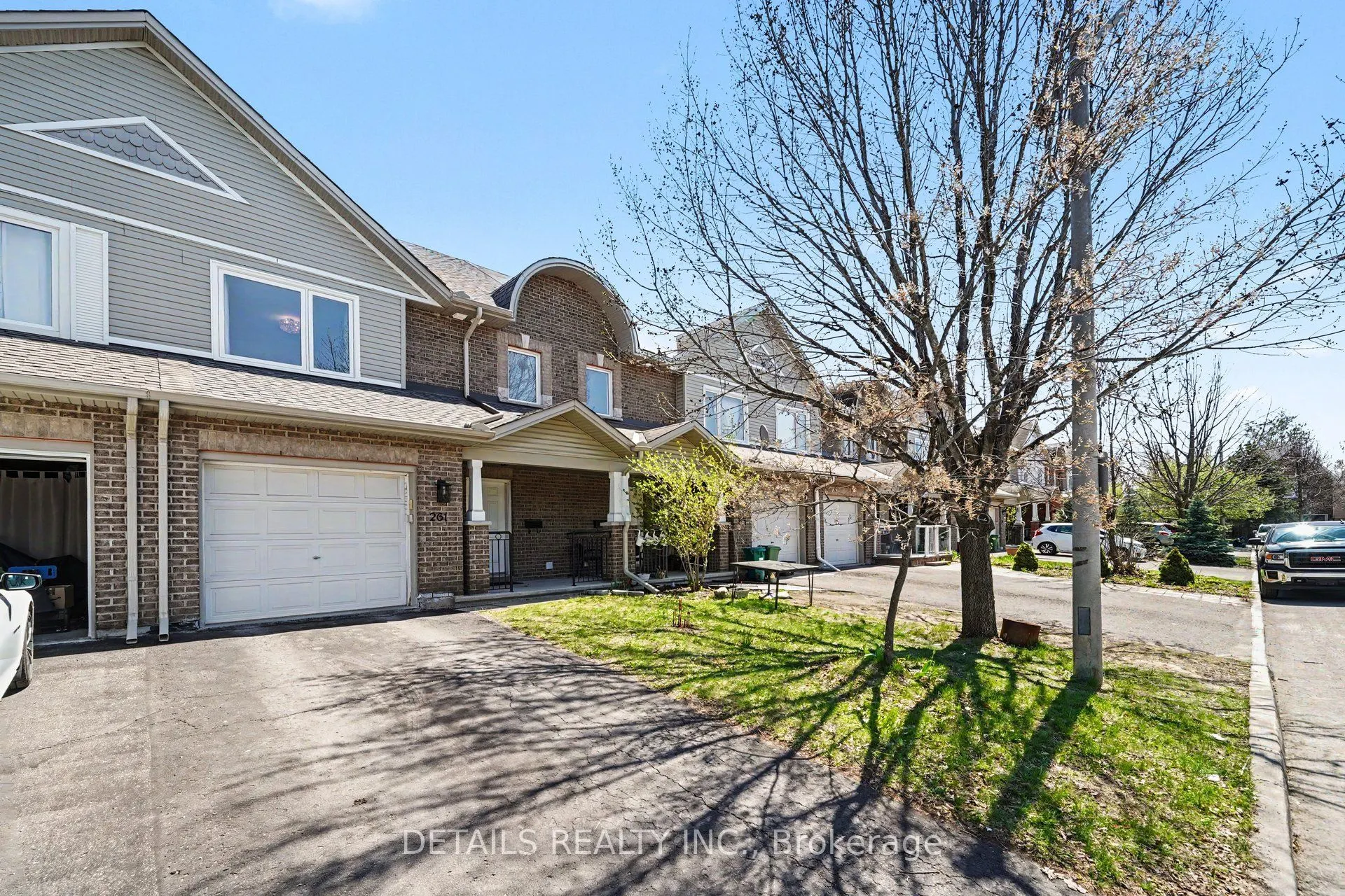 261 Parkin Circle
