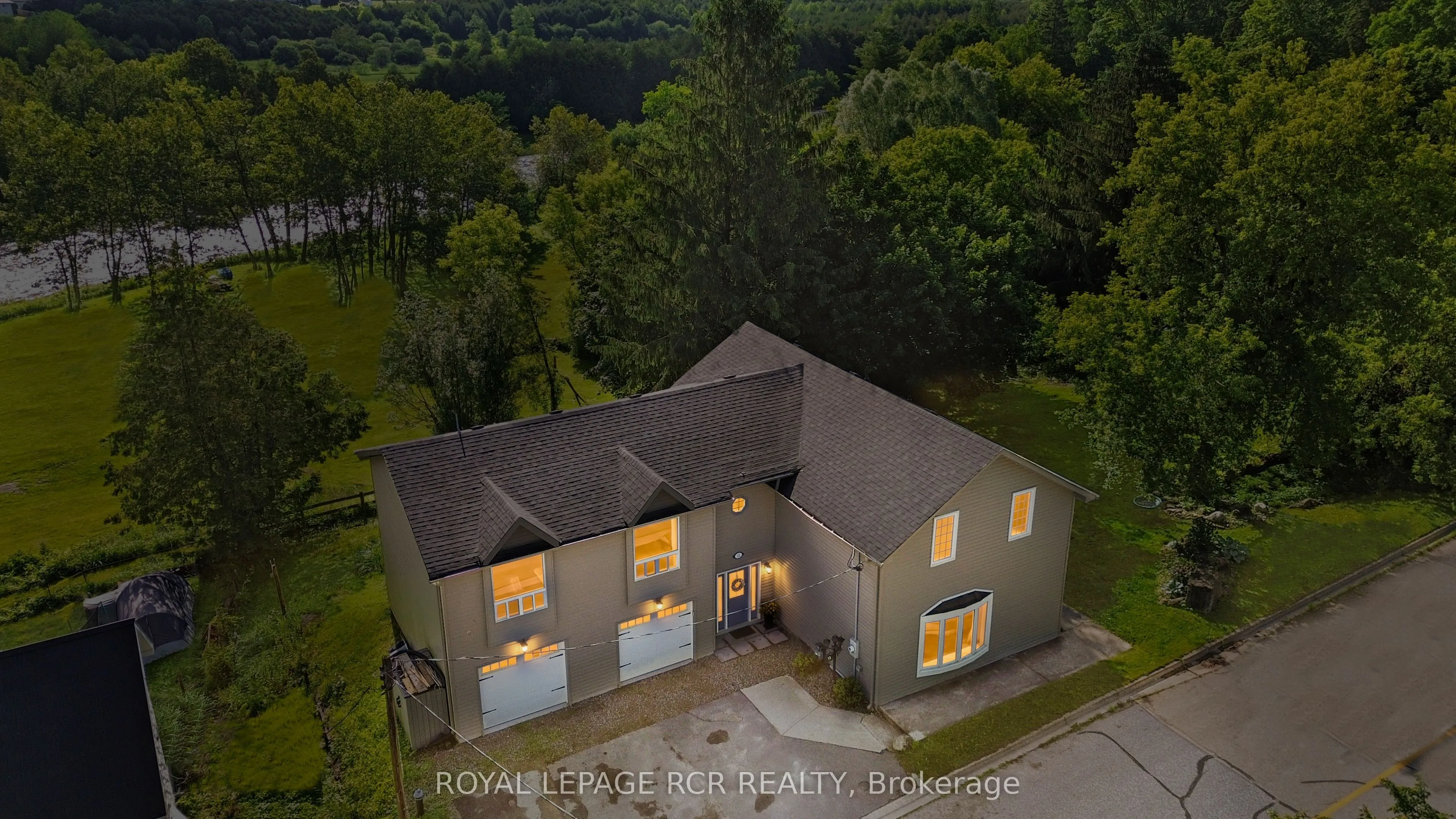 12 Mill Street