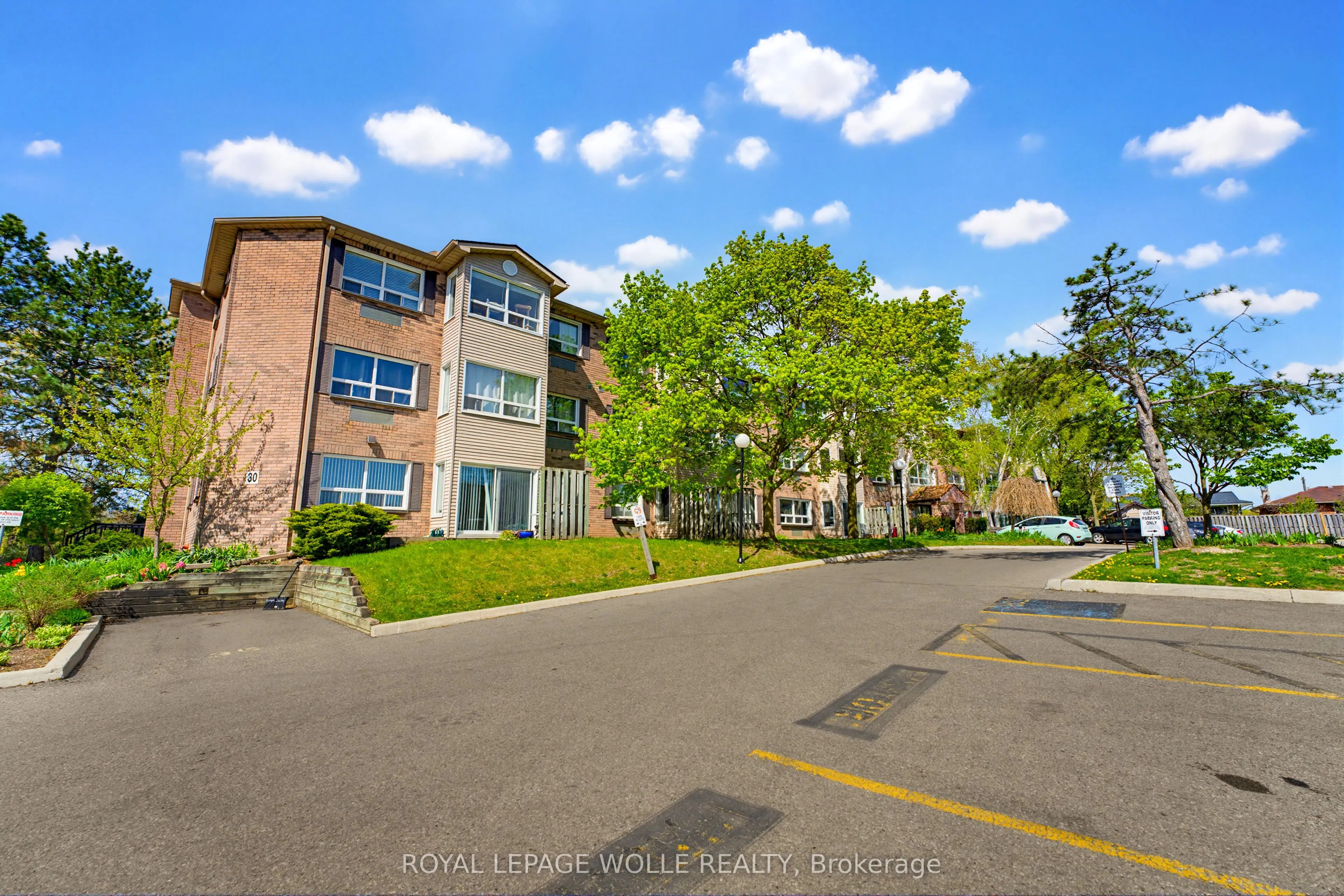 30 Hugo Crescent #110