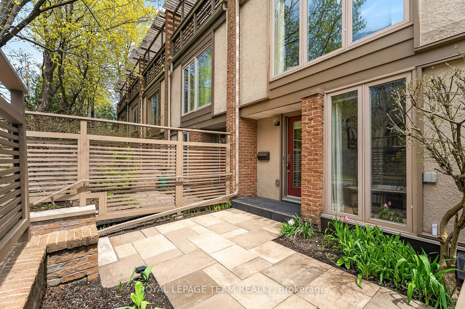164 Dufferin Road