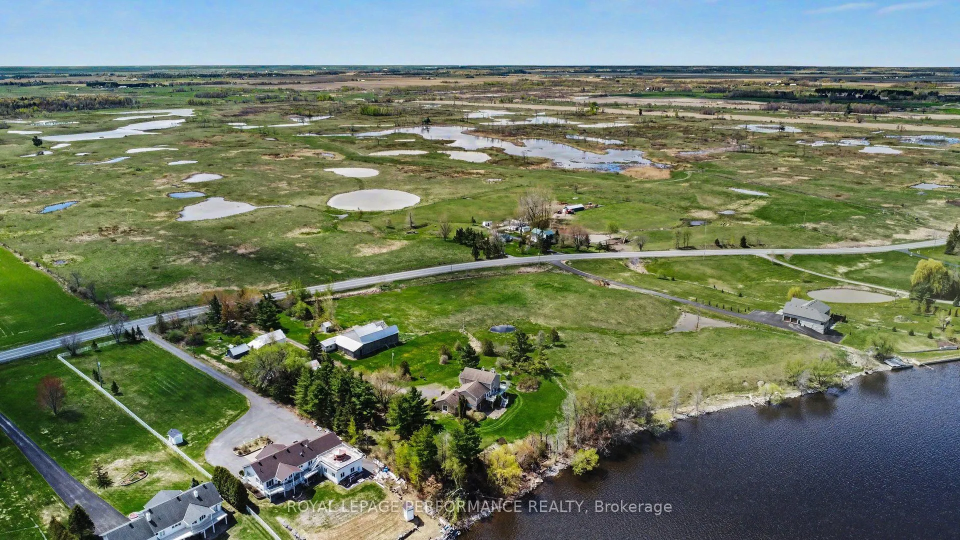 935 Concession 1 Road