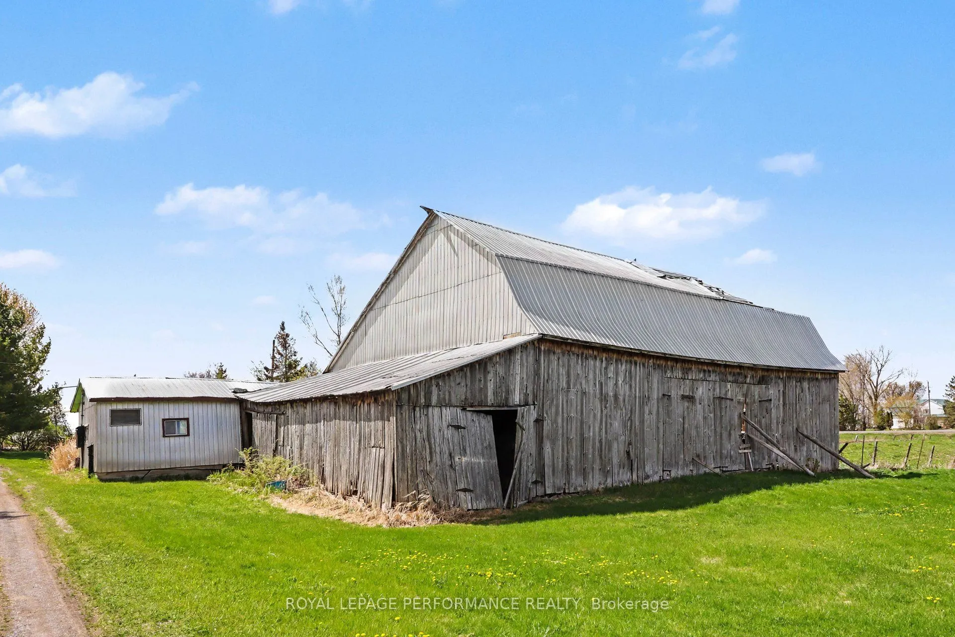 935 Concession 1 Road