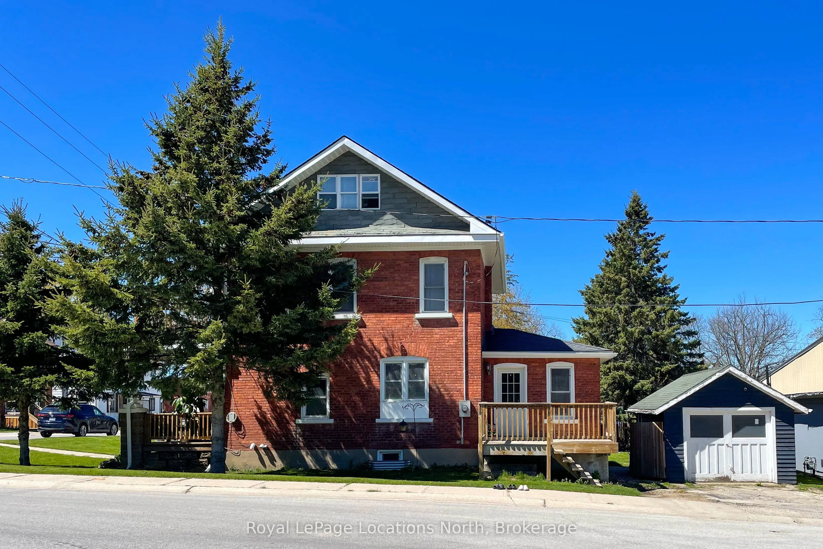 131 Sykes Street S
