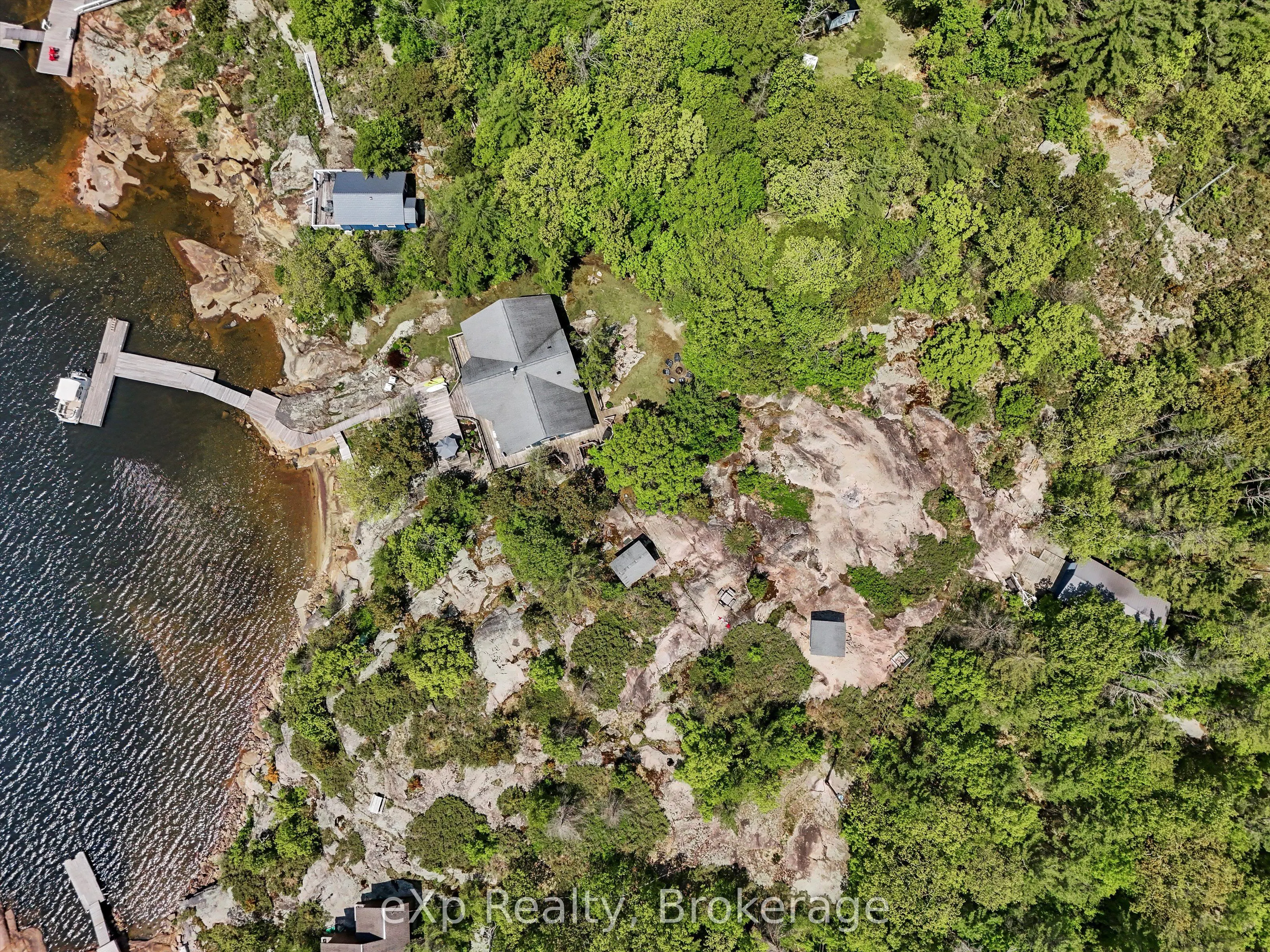 6646 1040LittleBeausoleil Island
