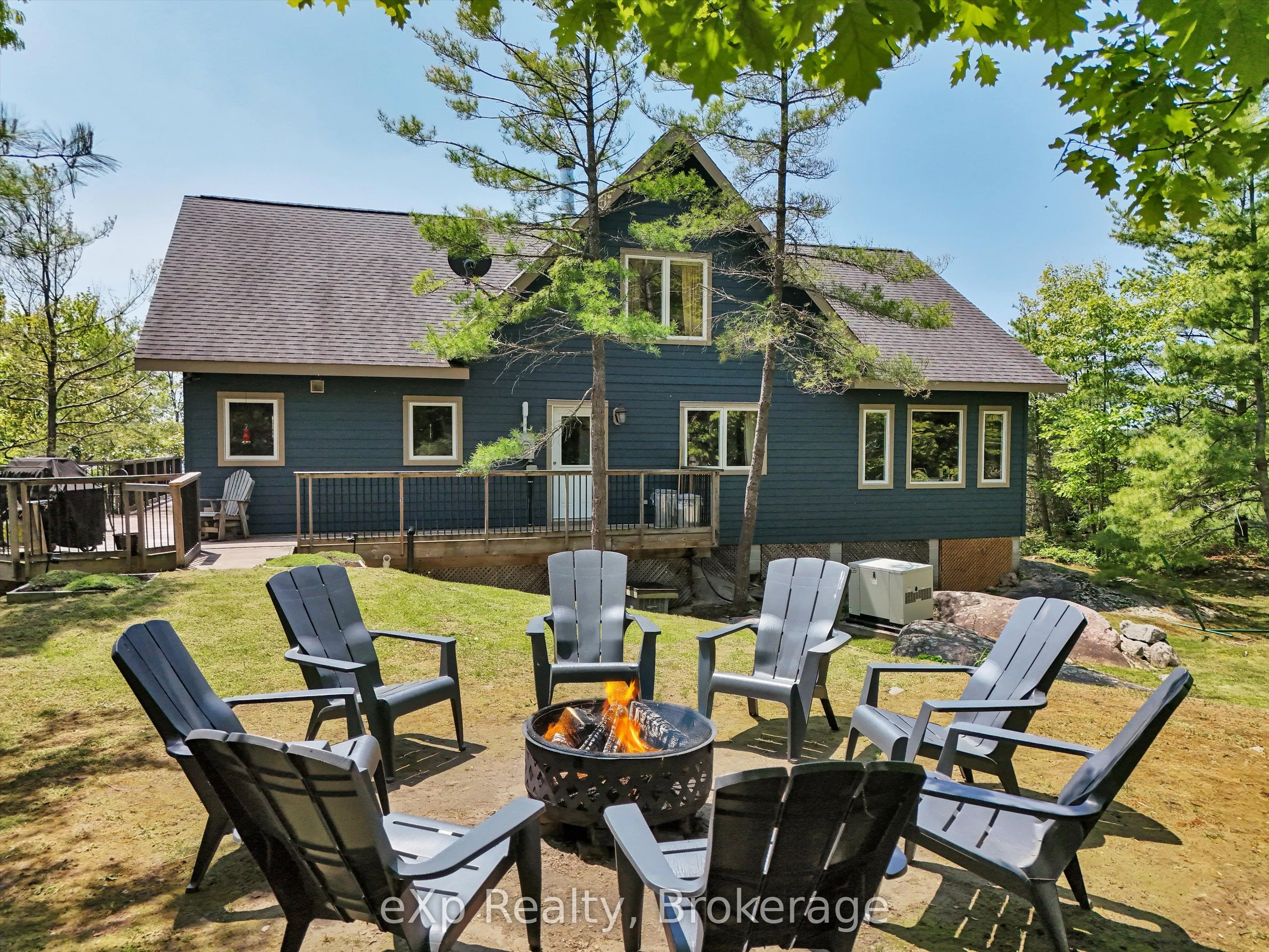 6646 1040LittleBeausoleil Island