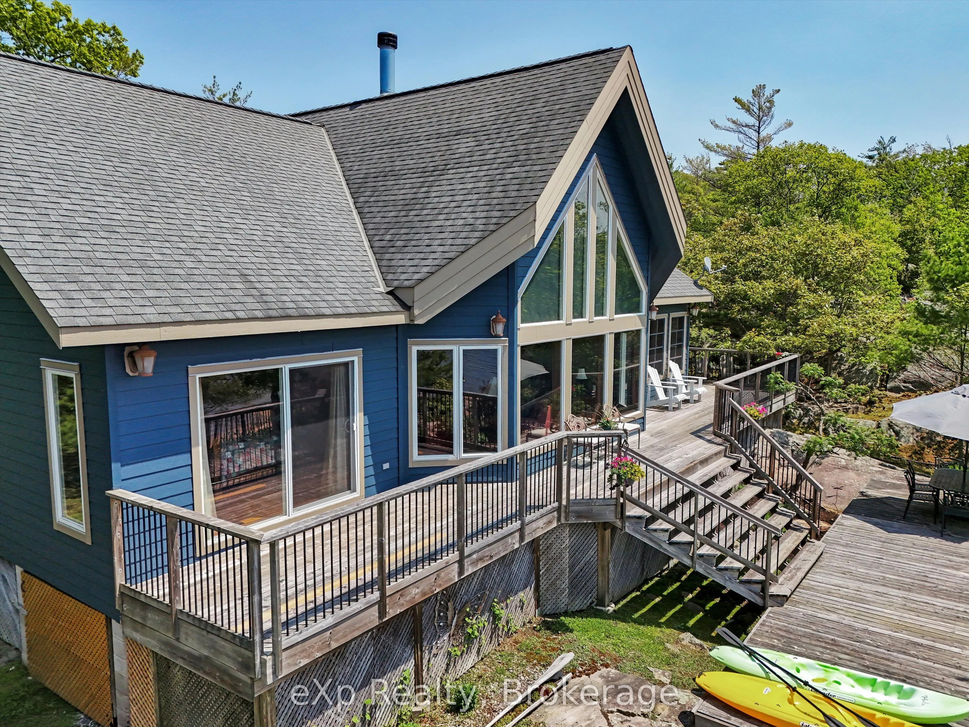 6646 1040LittleBeausoleil Island