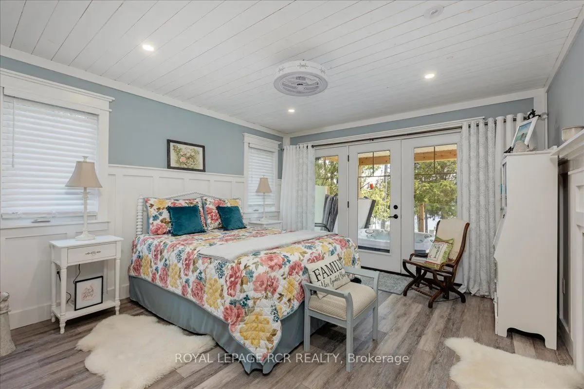 1093 North Bay Drive