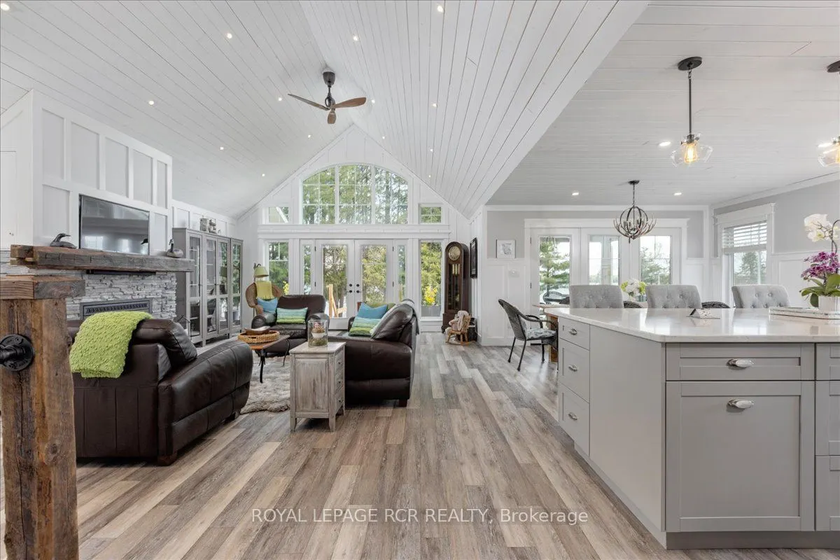 1093 North Bay Drive