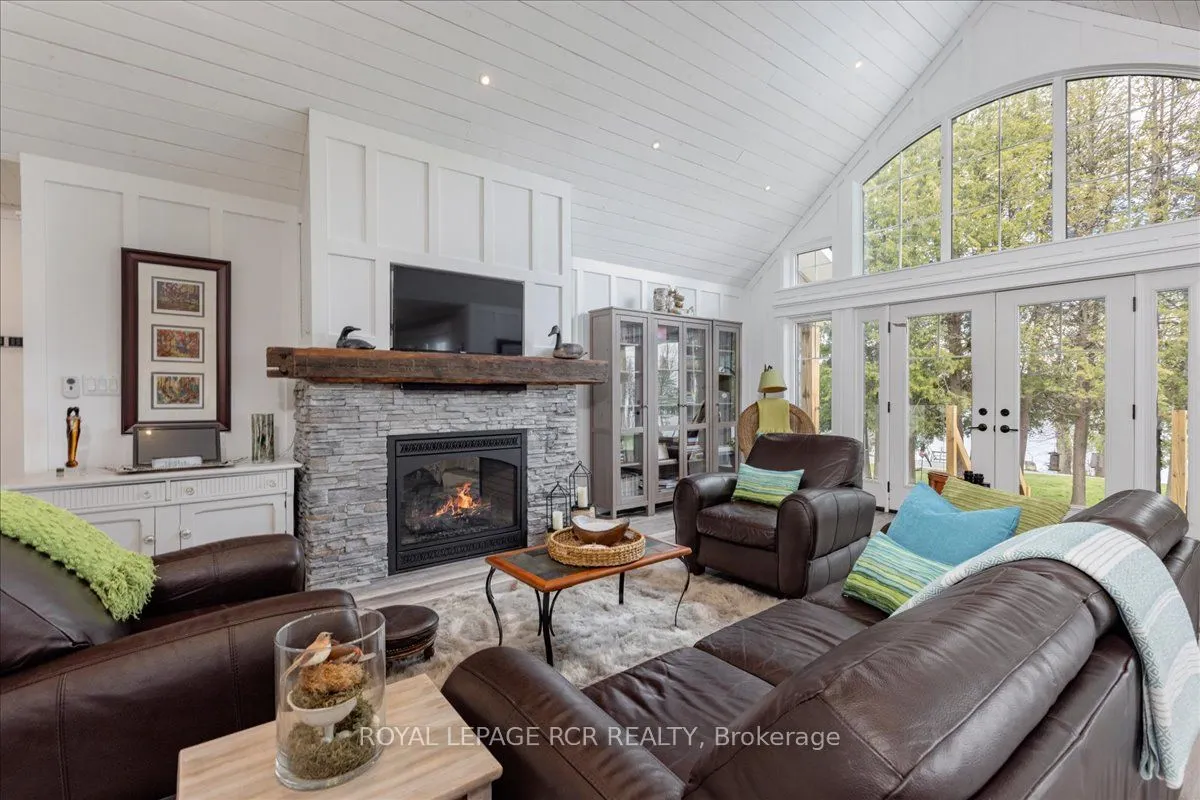 1093 North Bay Drive
