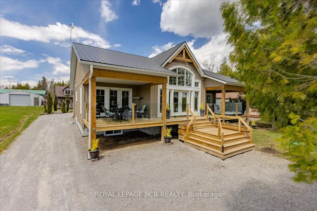 1093 North Bay Drive