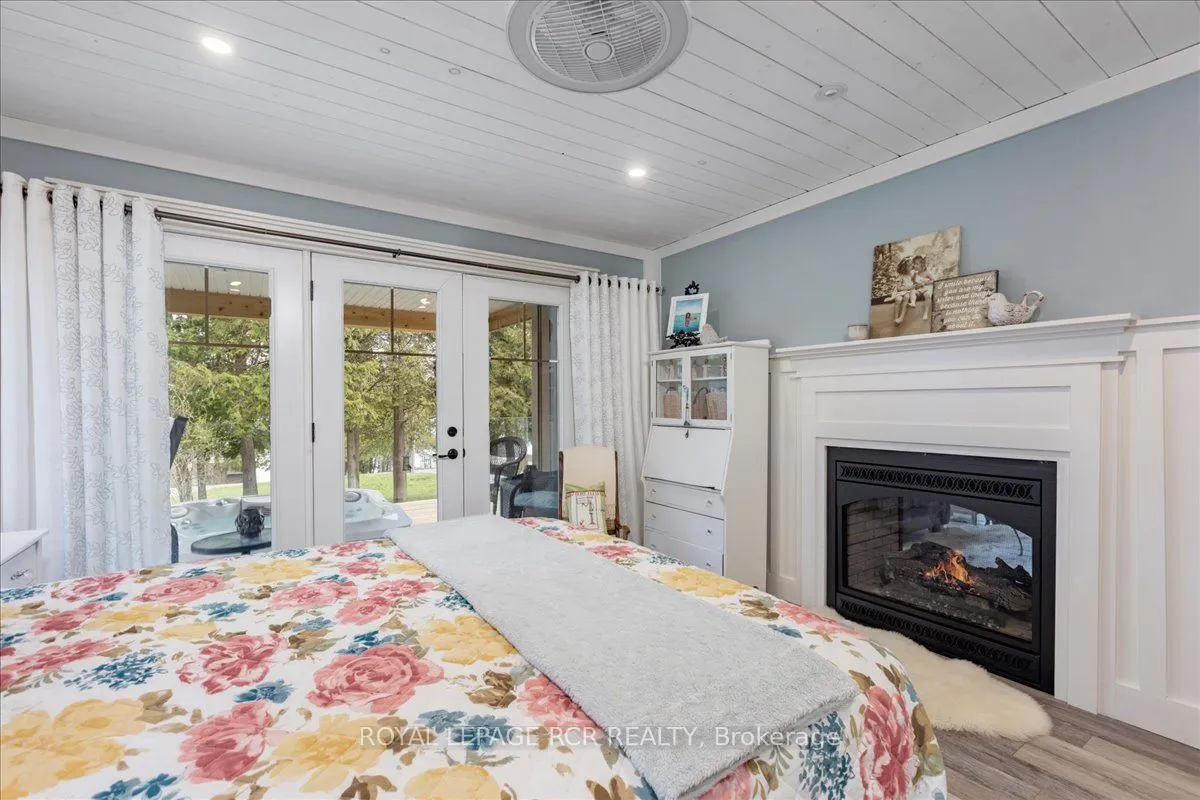 1093 North Bay Drive