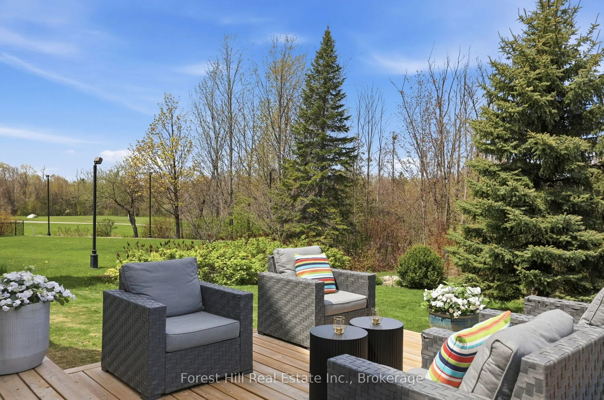 156 Snowbridge Way