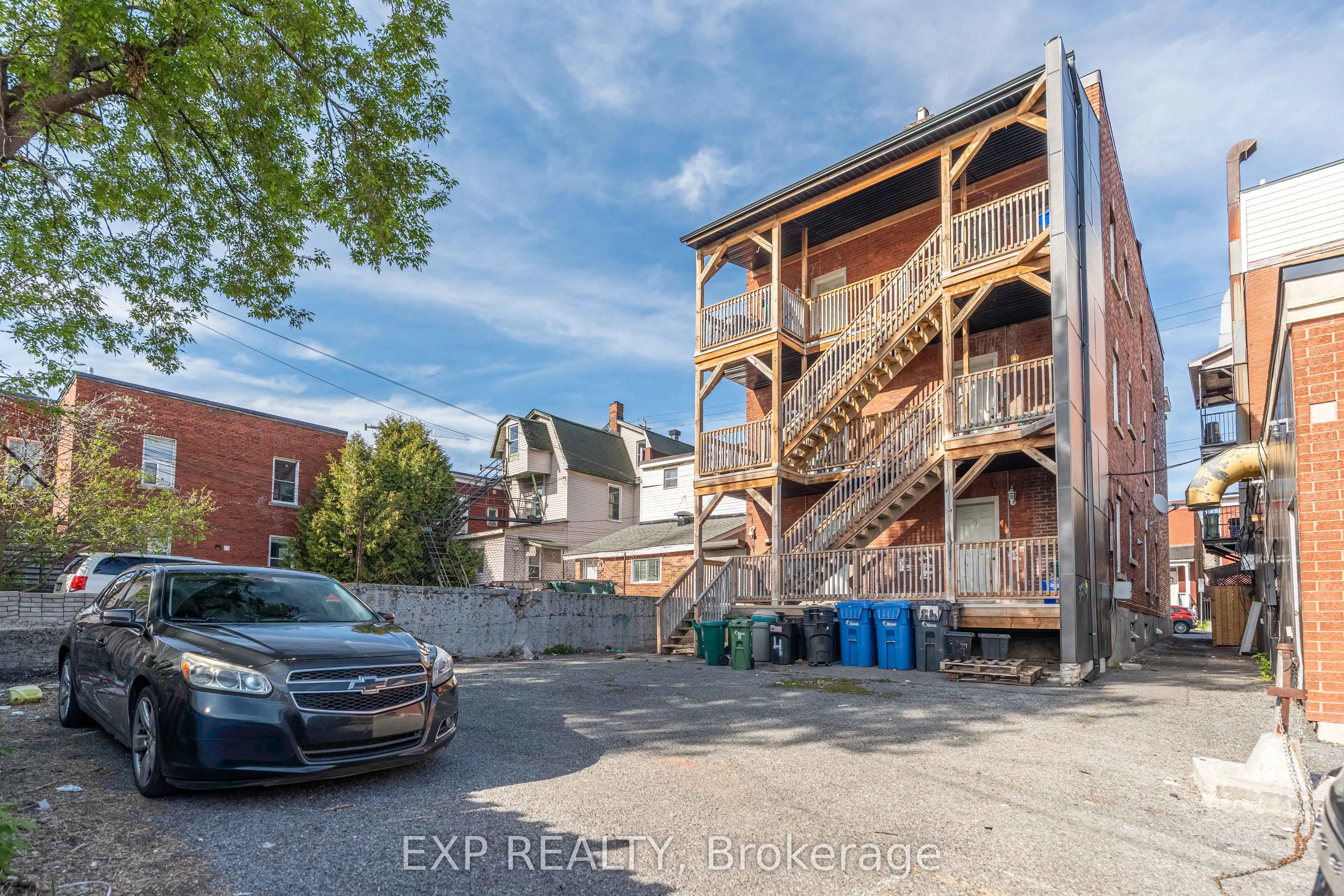 118 Rochester Street
