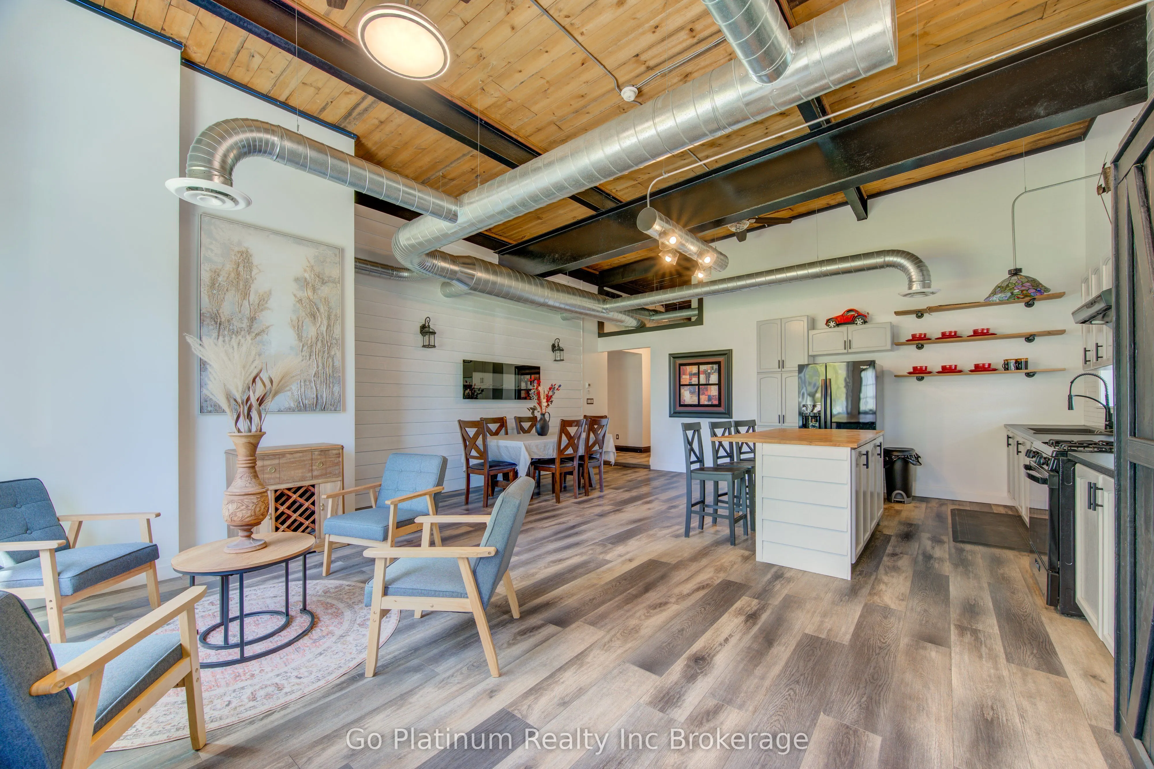430 Main Street E