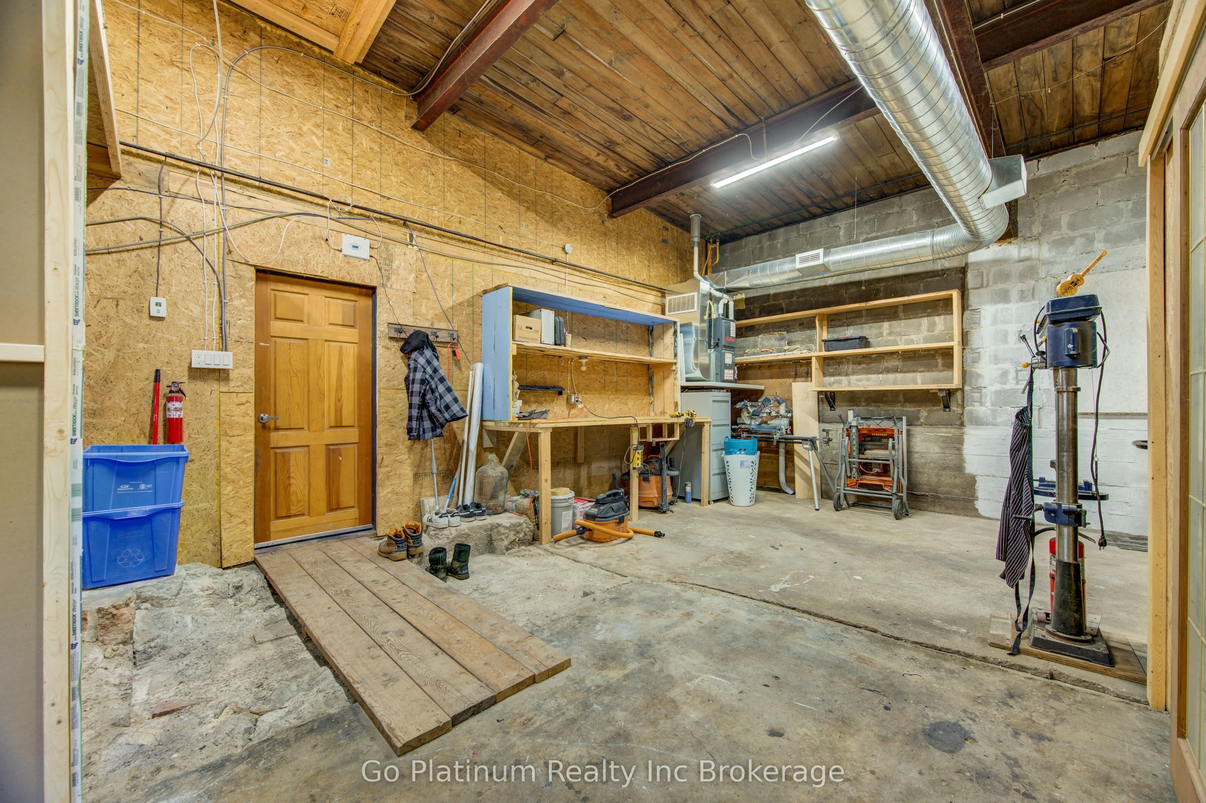 430 Main Street E
