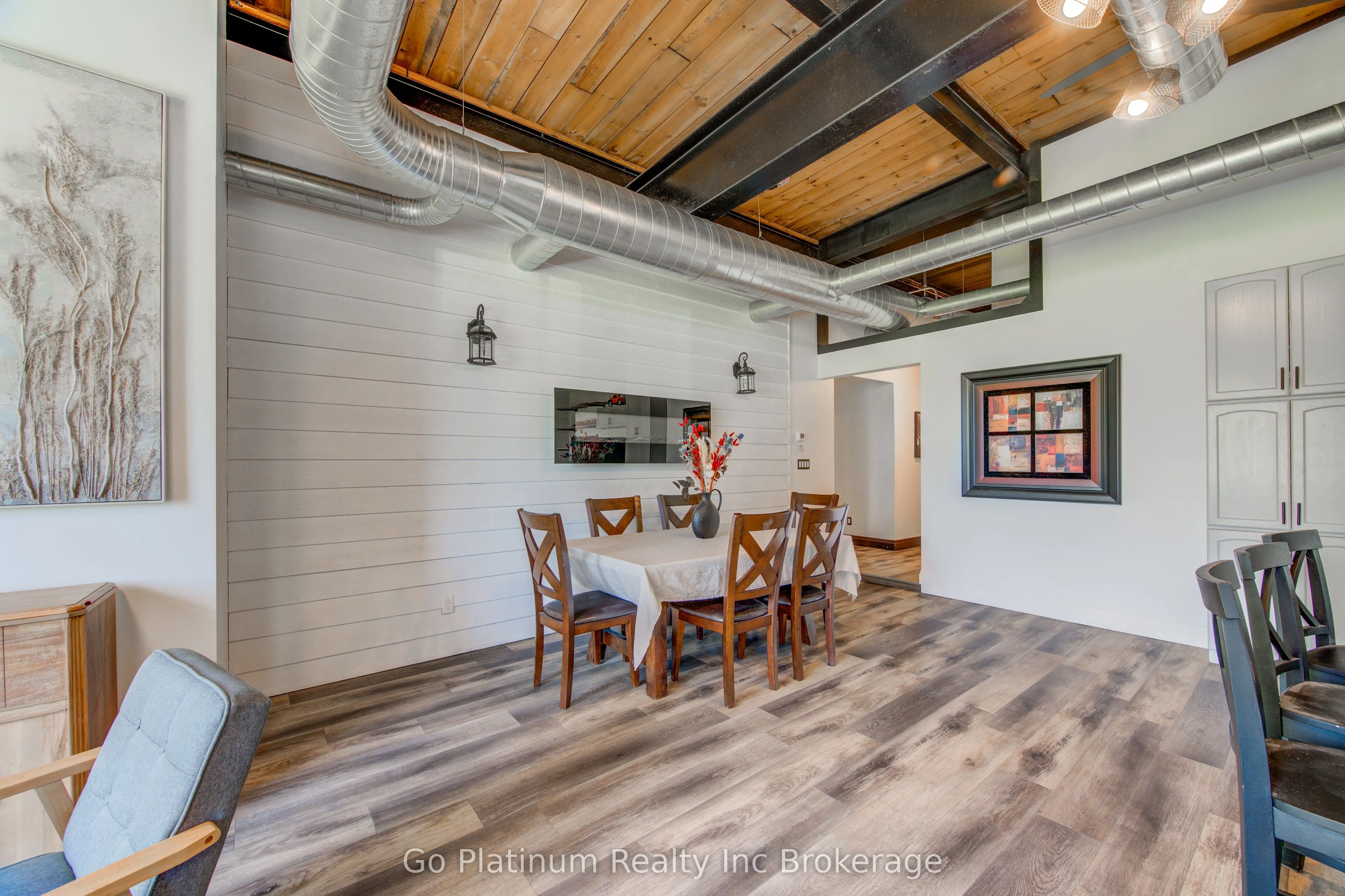 430 Main Street E