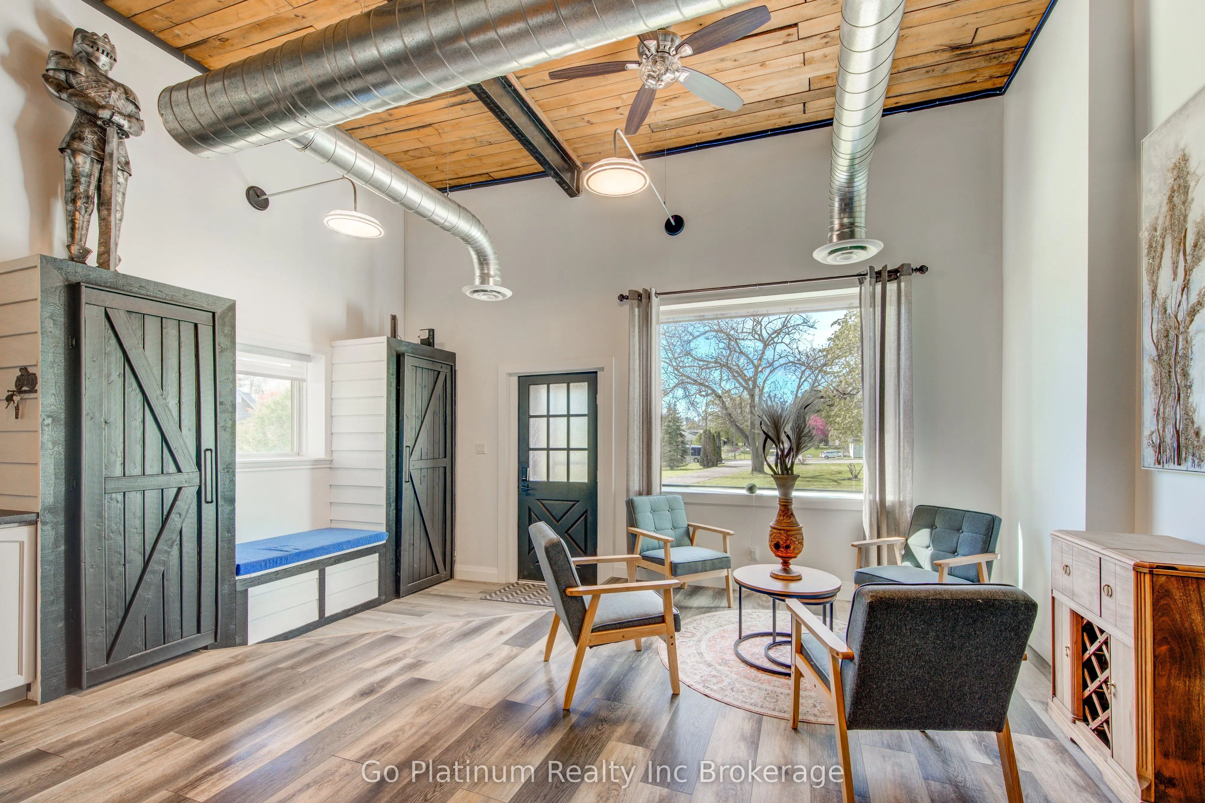 430 Main Street E