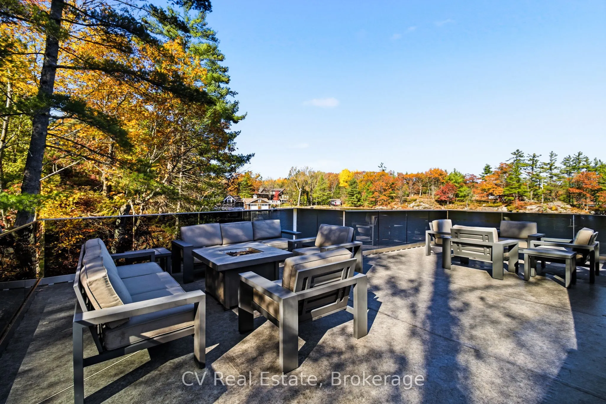 1056 & 1060 S Sunset Bay Rd