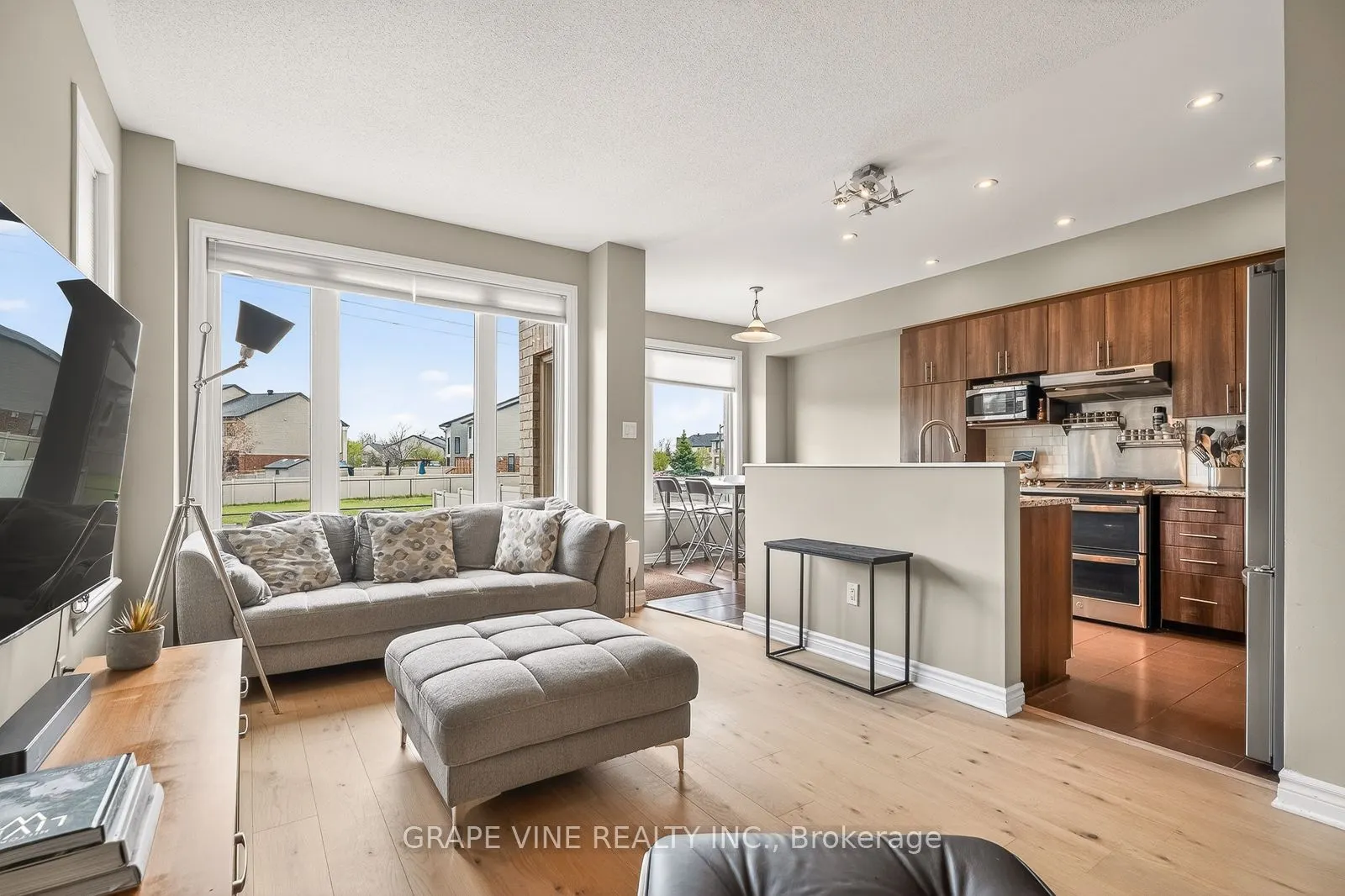 510 Grand Tully Way