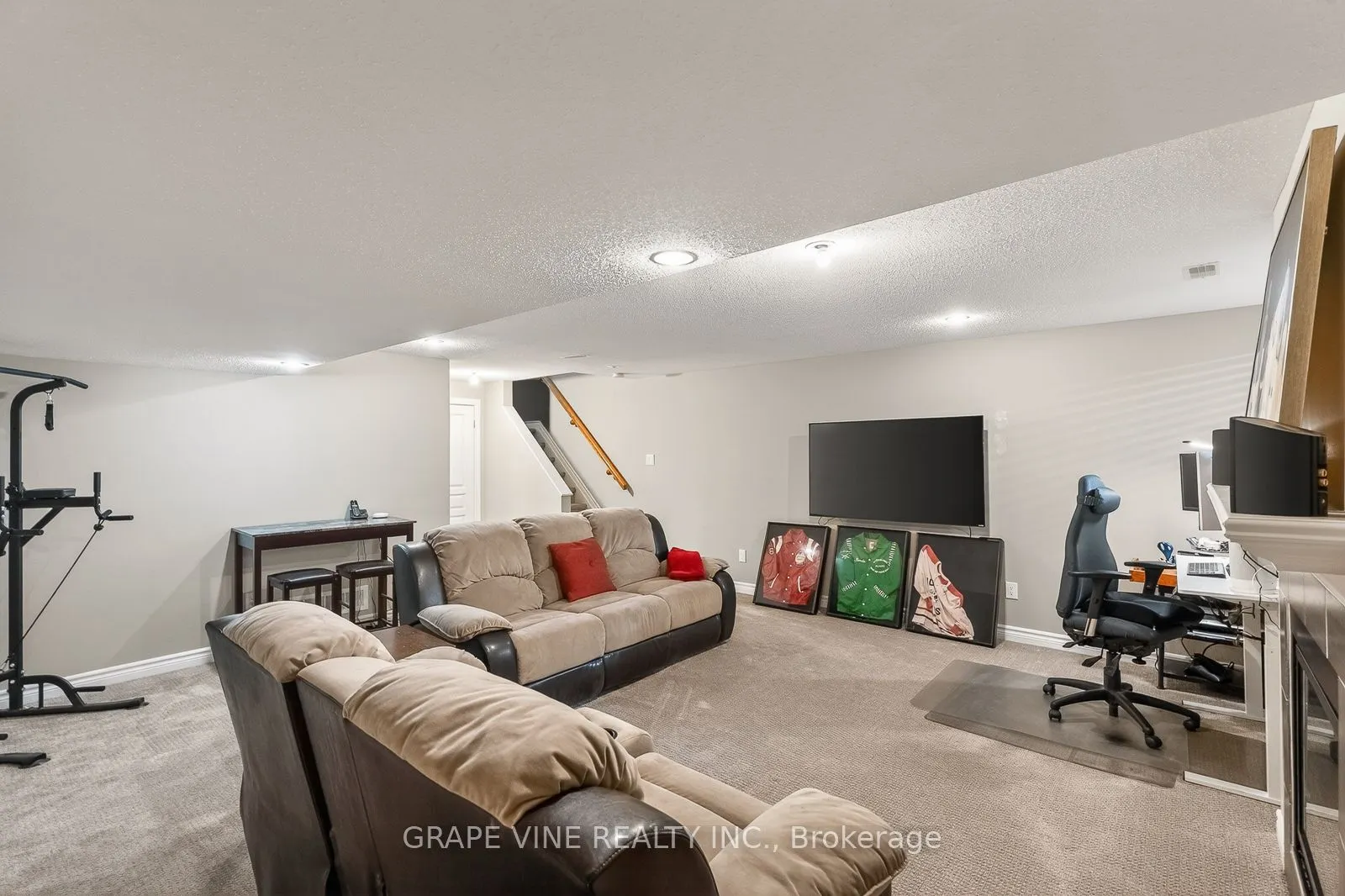 510 Grand Tully Way